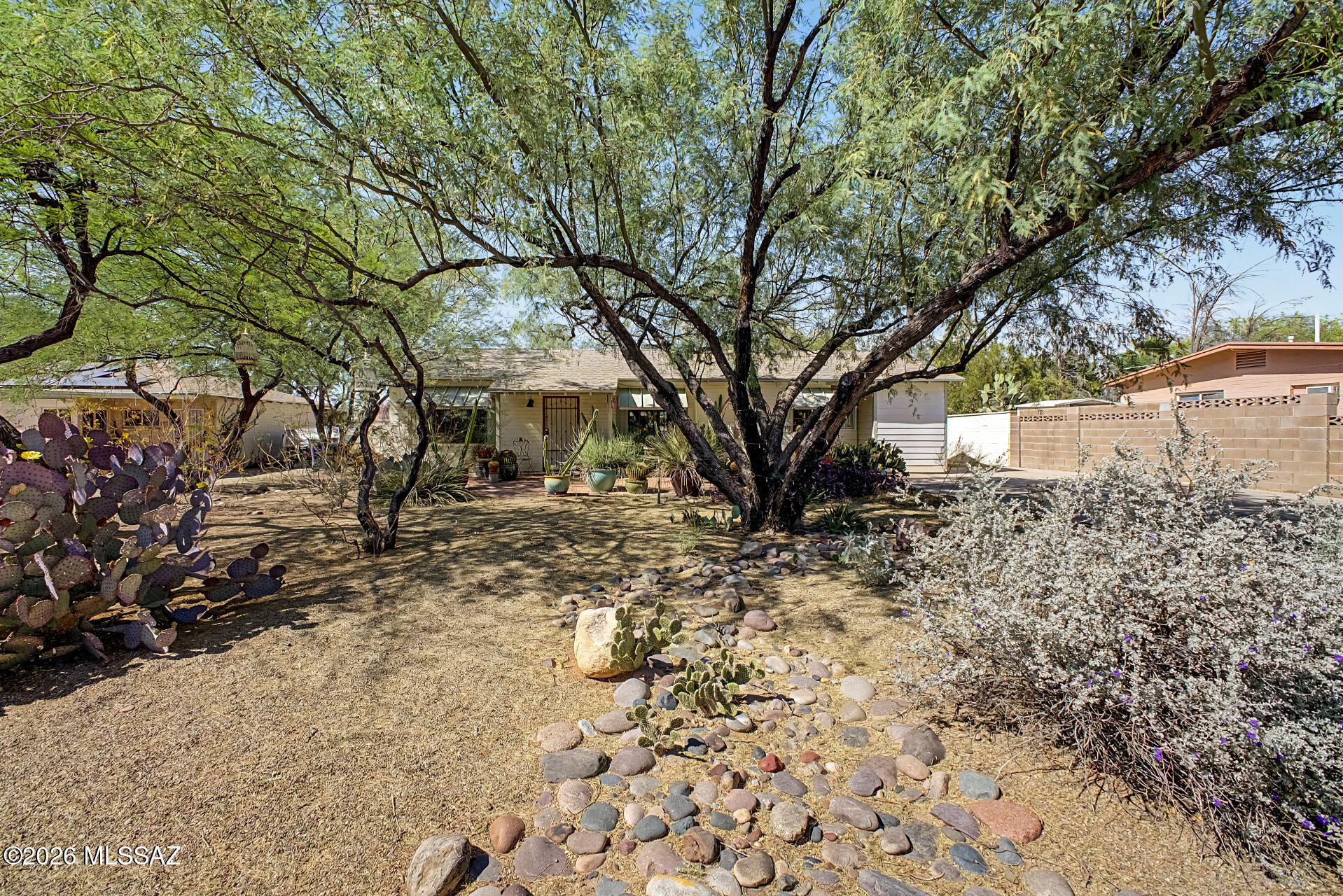 Del Monte Village - Residential