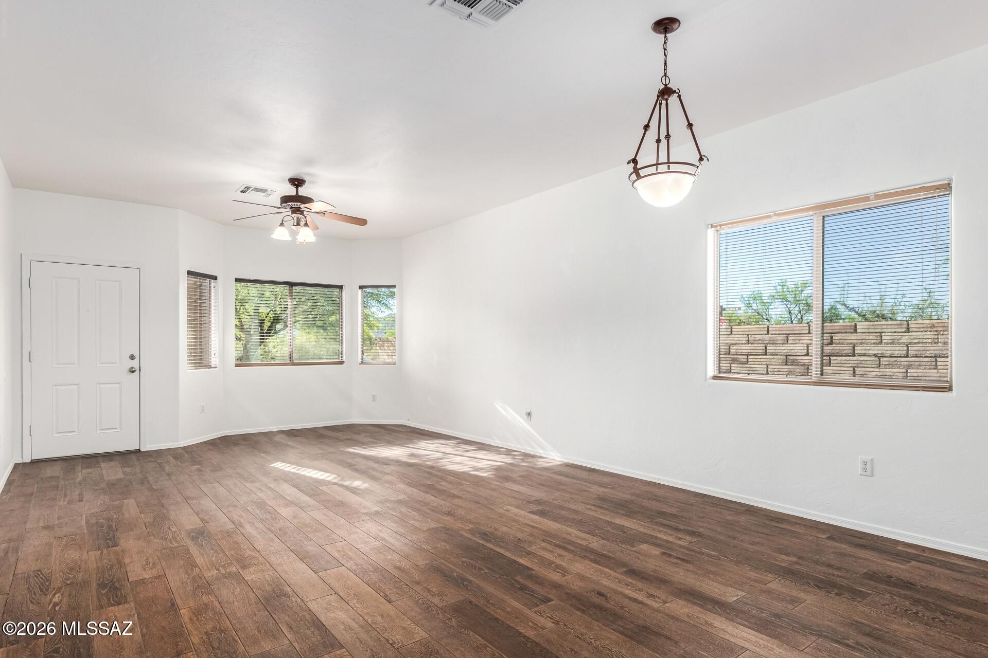 Continental Reserve Blk. 7 & 8 (1-82) - Residential