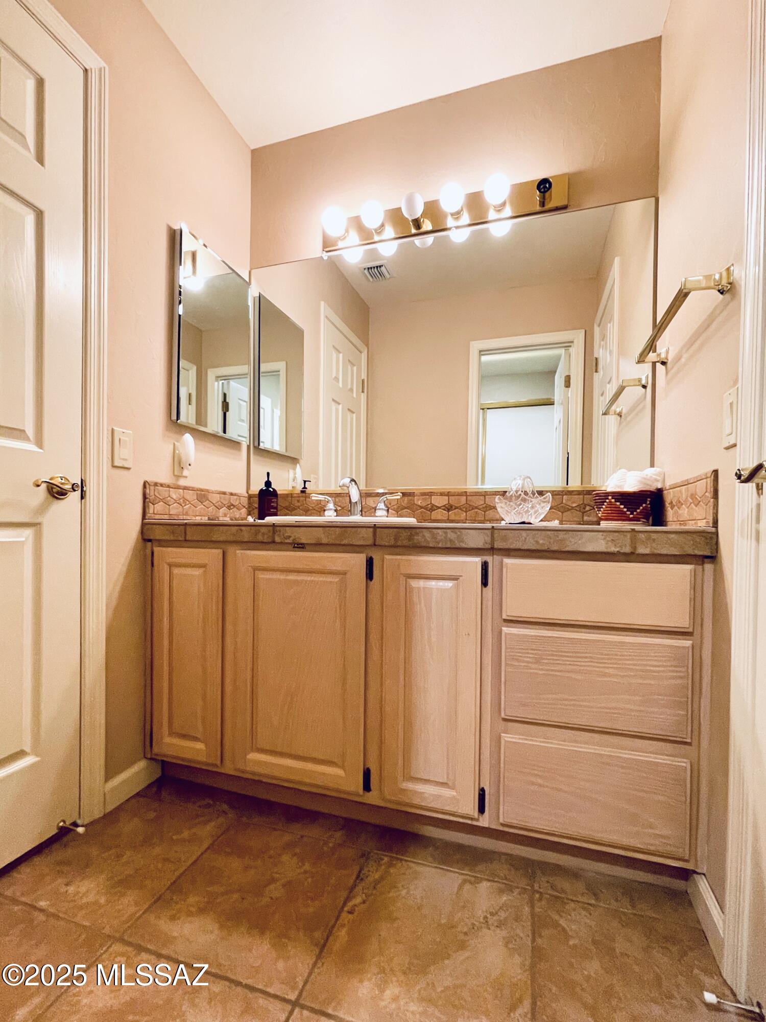 Paloma Del Sol (1-50) - Residential Lease