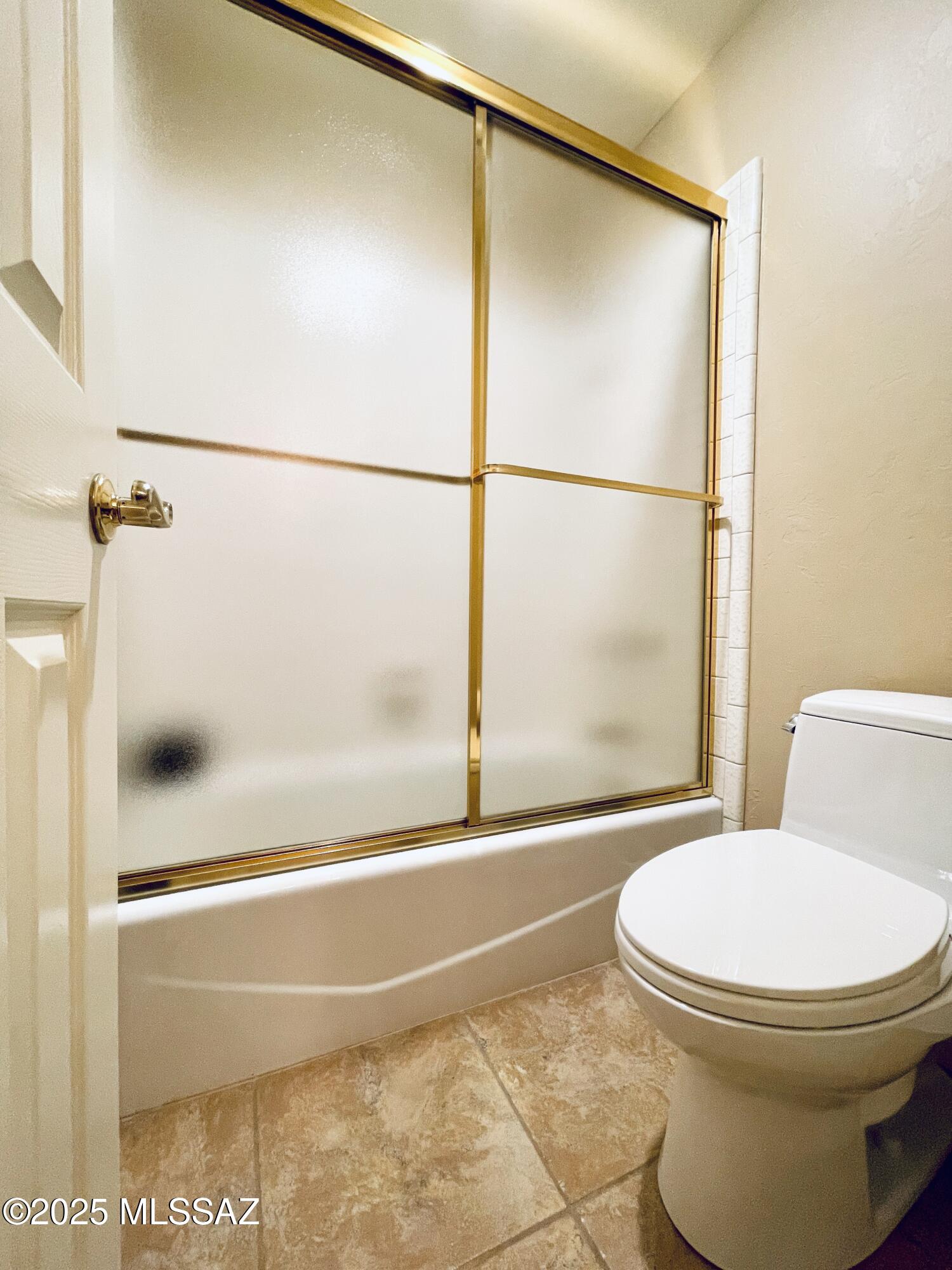 Paloma Del Sol (1-50) - Residential Lease