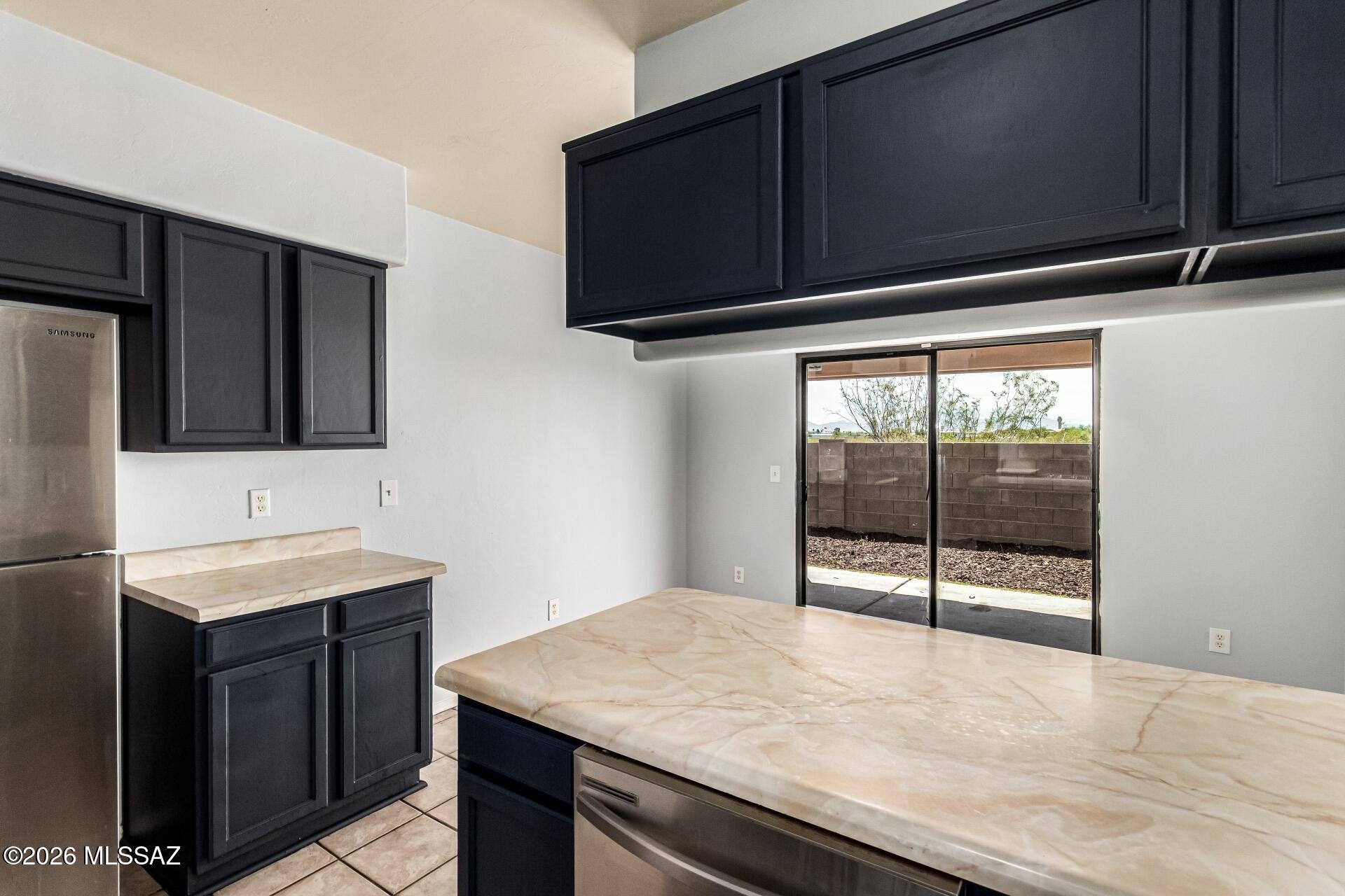 Las Montanas (1-56) - Residential