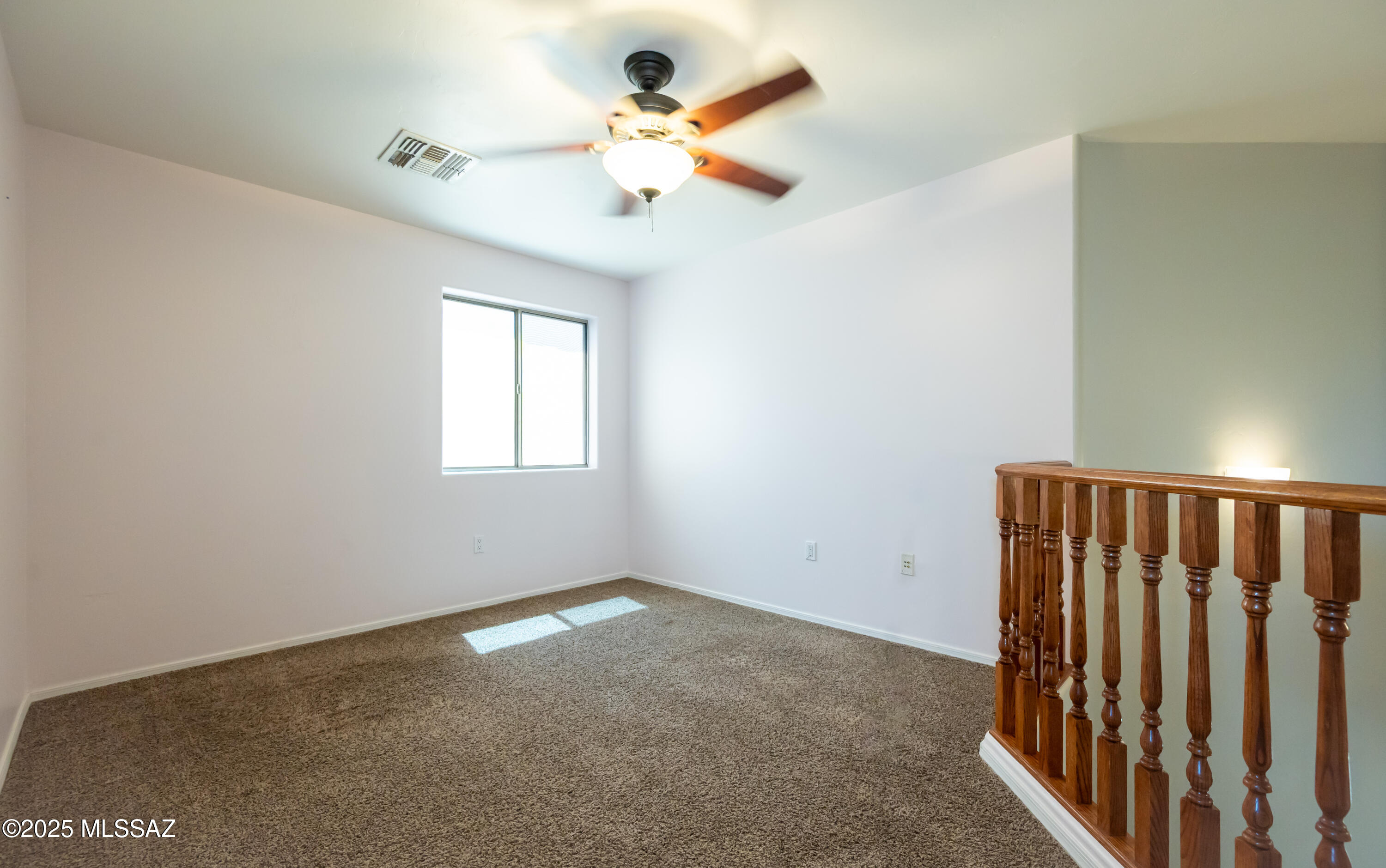 Presidio De La Luna (1-89) - Residential Lease