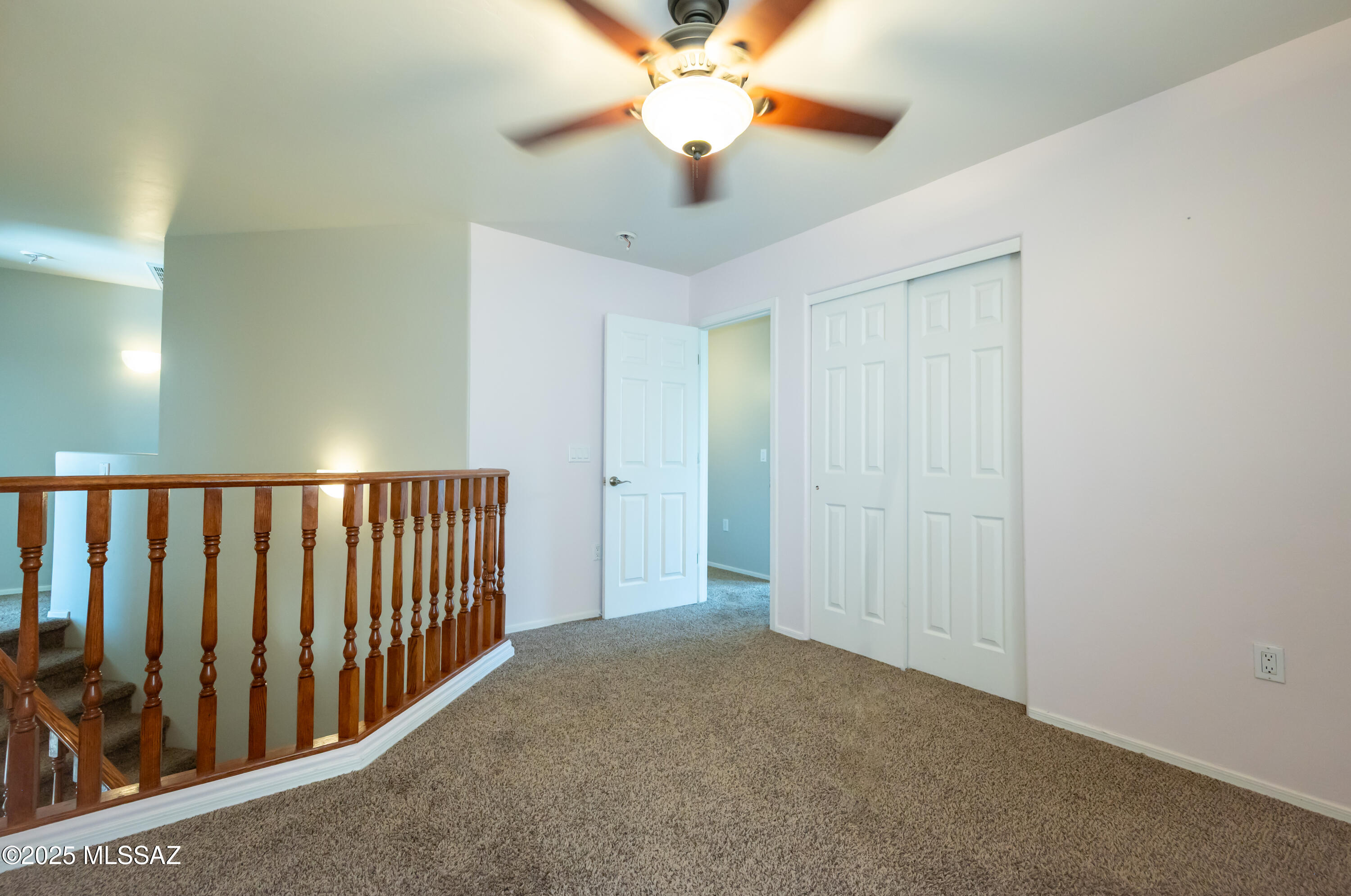 Presidio De La Luna (1-89) - Residential Lease