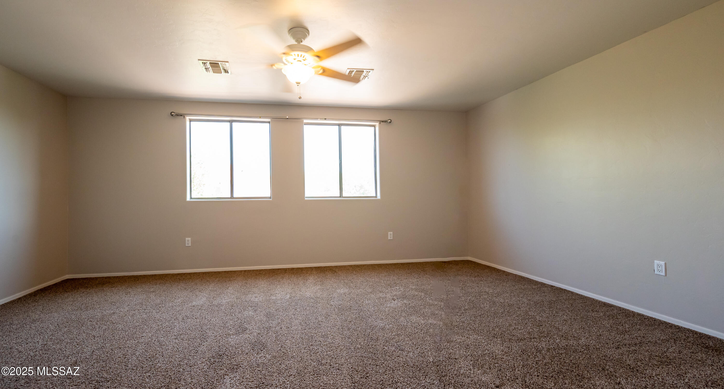 Presidio De La Luna (1-89) - Residential Lease