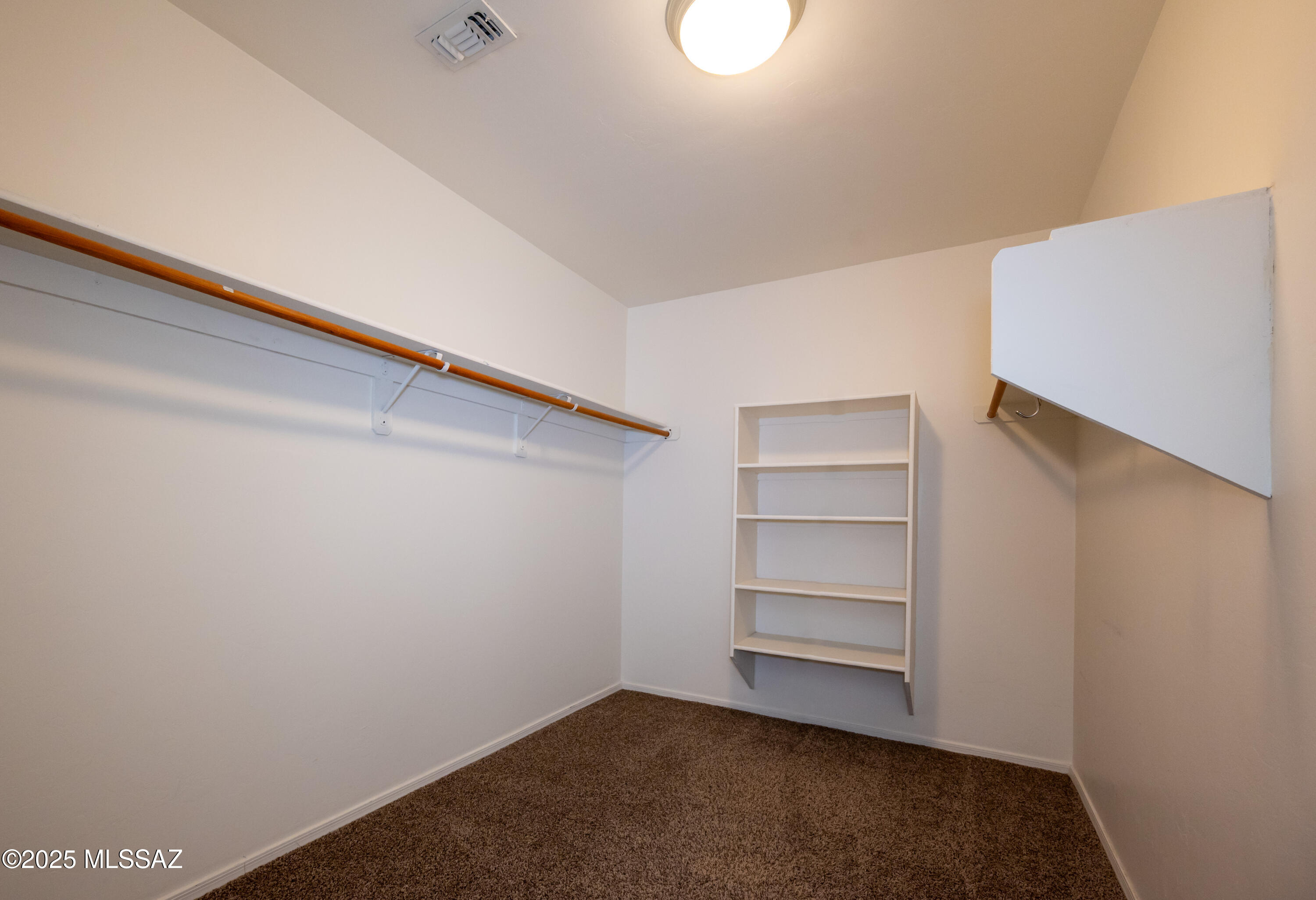 Presidio De La Luna (1-89) - Residential Lease