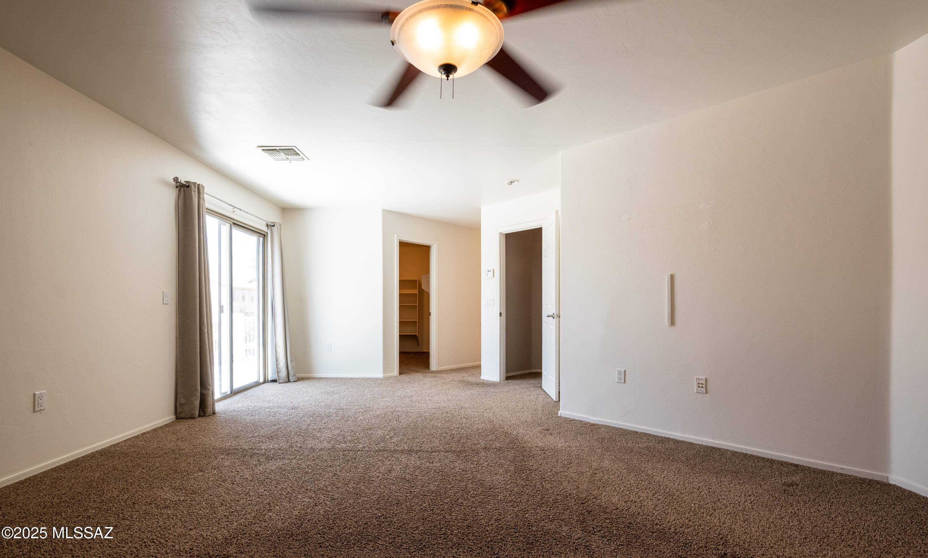 Presidio De La Luna (1-89) - Residential Lease