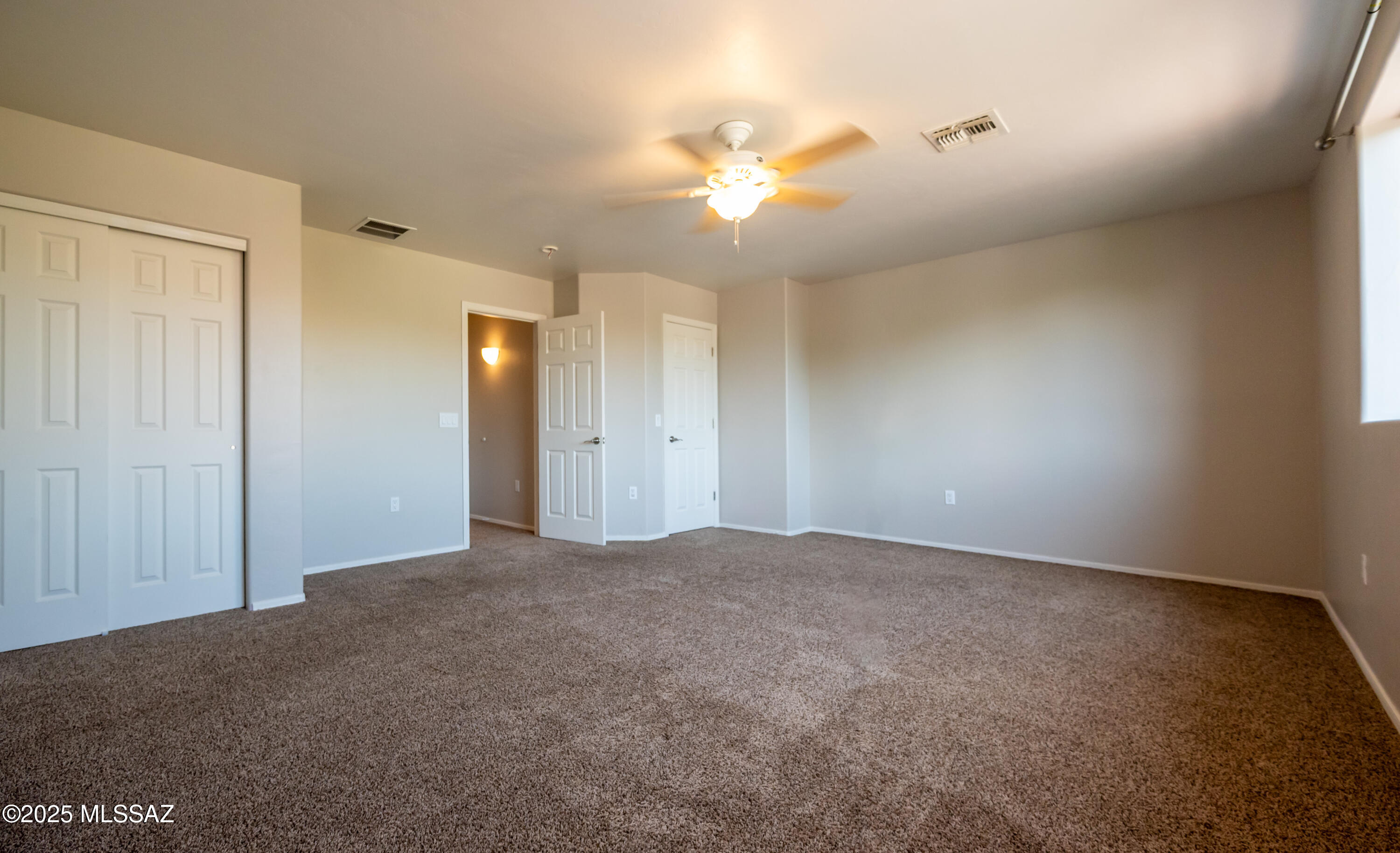 Presidio De La Luna (1-89) - Residential Lease