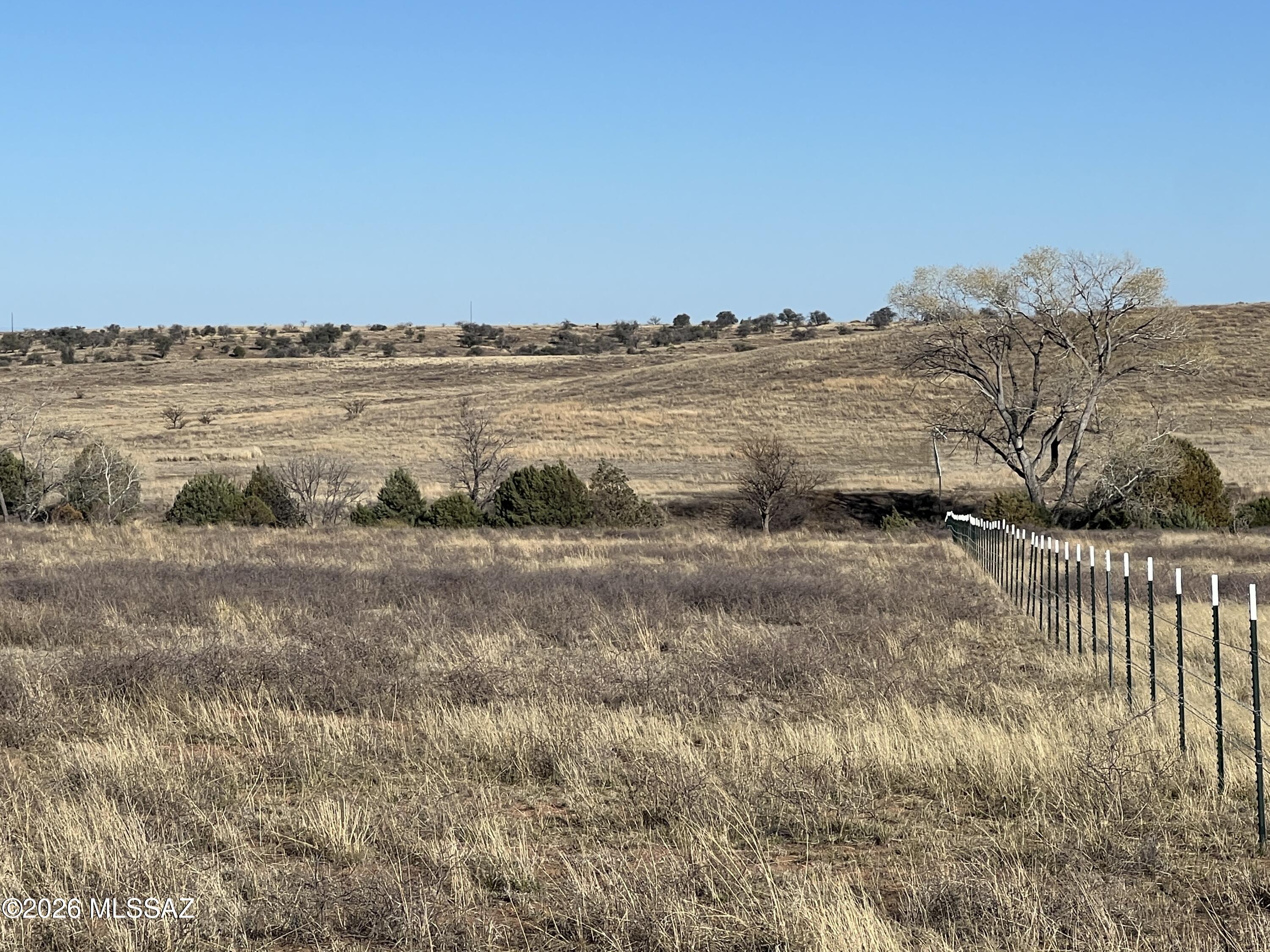 Room to roam! Raw land ready for your dream home, animals, gardens, orchards, lavender, great investment parcel, the possibilities are endless! come enjoy the 360 degree mountain views, clear air, mild year round climate with four seasons. 60 minutes to Tucson, 40 minutes to Sierra Vista, 20 minutes to Sonoita.