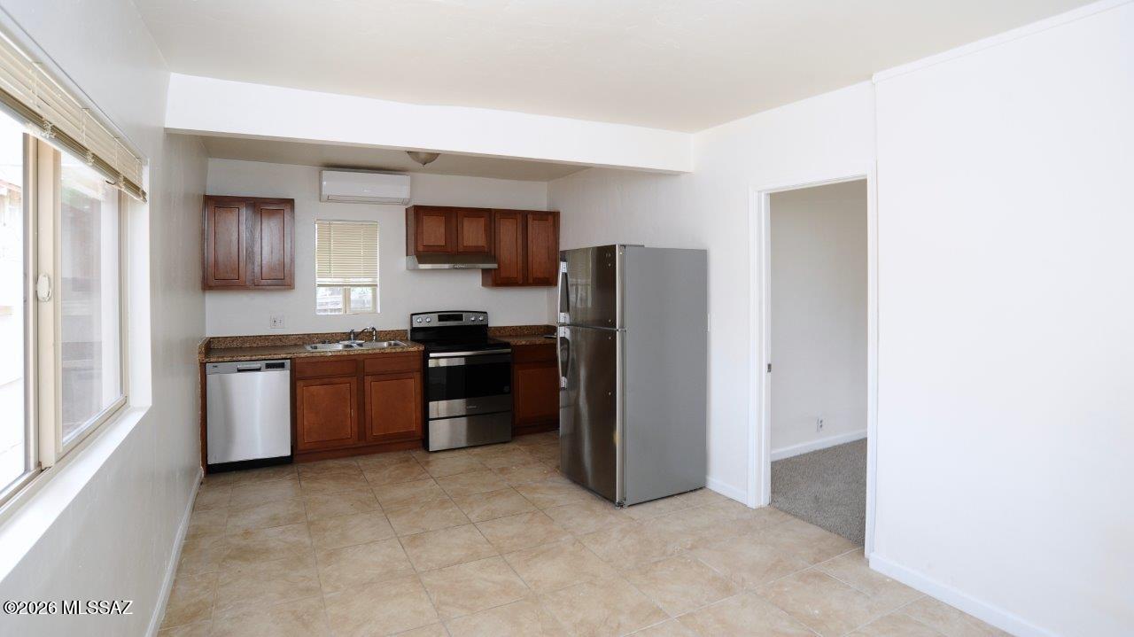 Columbus Village - Residential Income