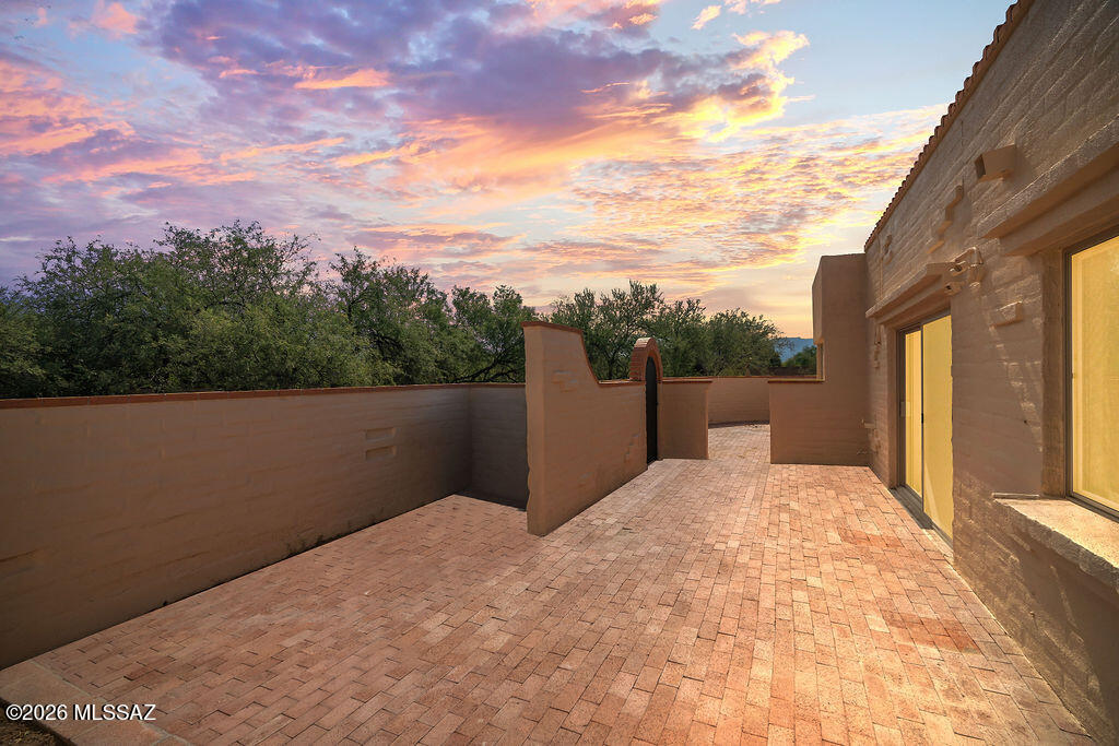 Colonia Verde (1-12) - Residential