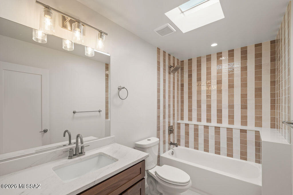 Colonia Verde (1-12) - Residential