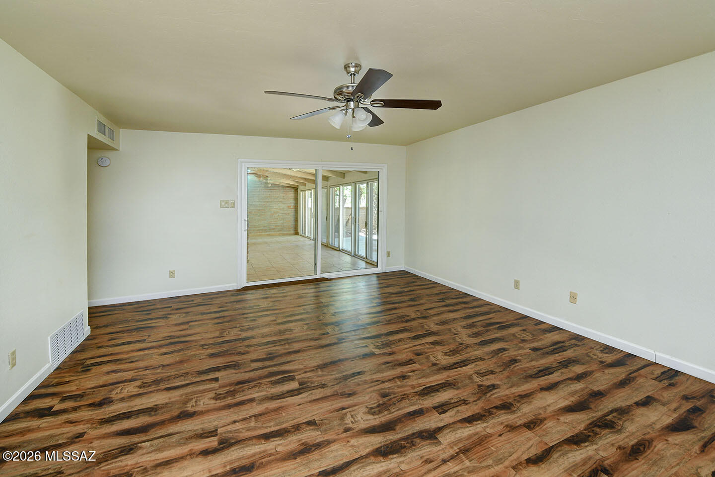 Villas De La Canada (1-74) - Residential