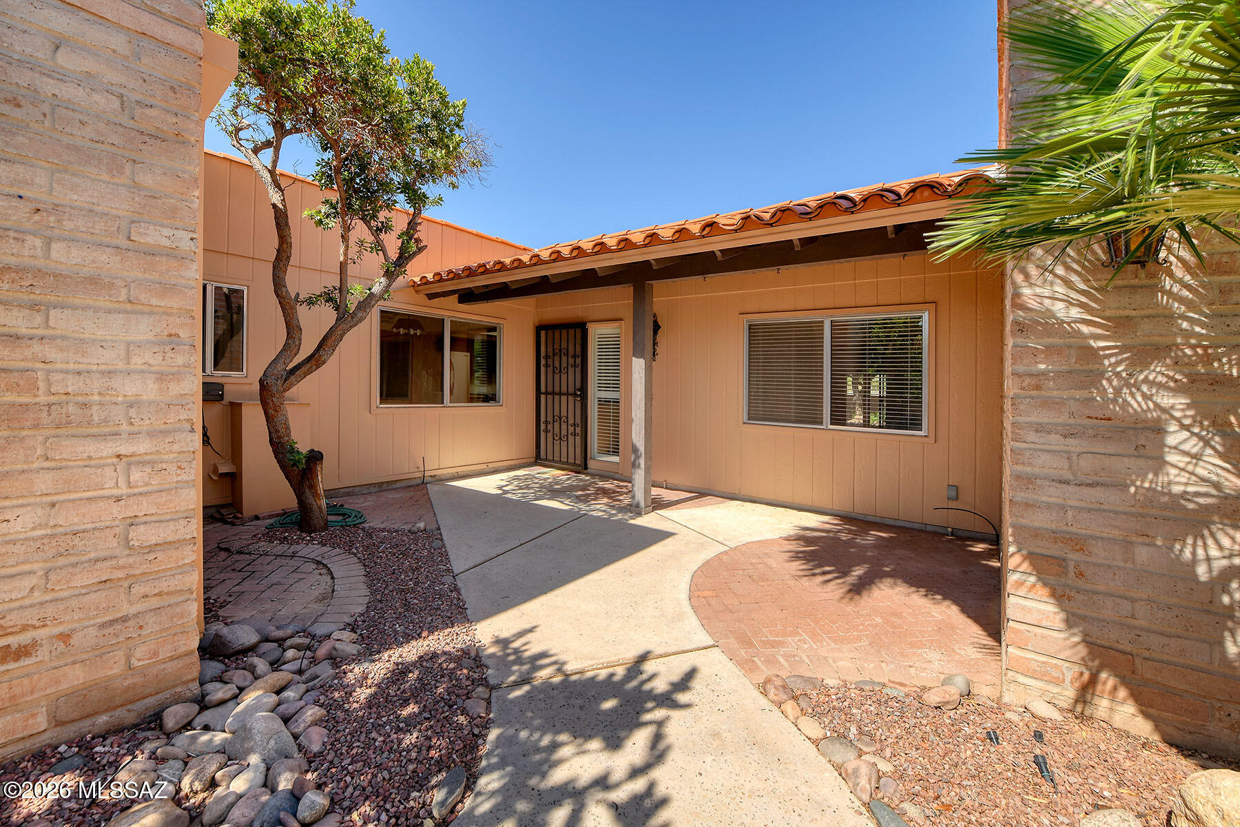 Villas De La Canada (1-74) - Residential