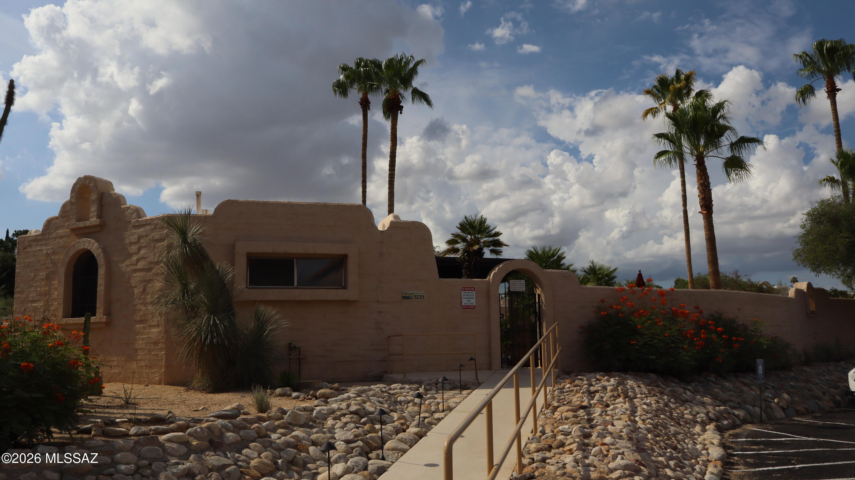 Pueblo Villas - Residential