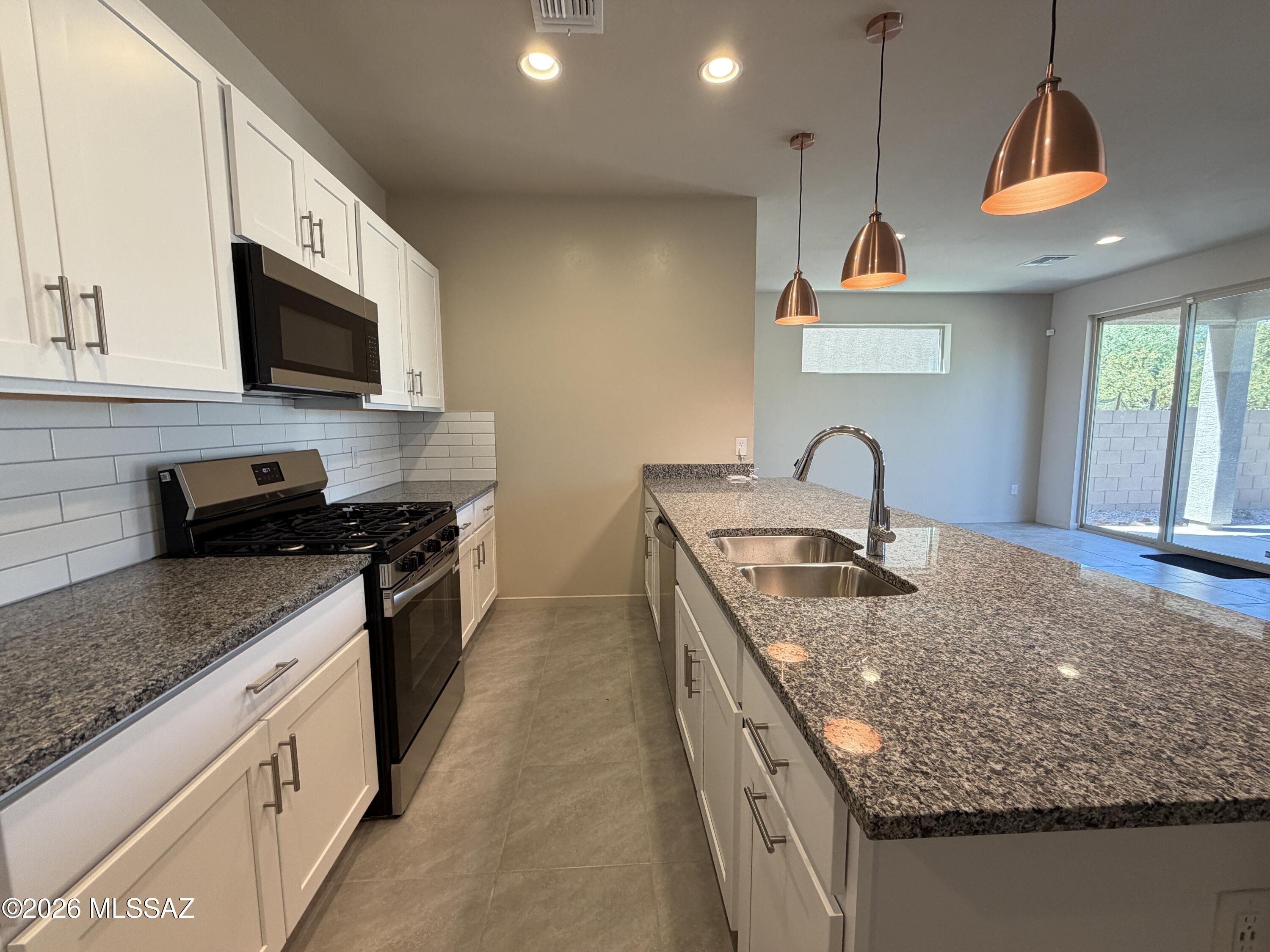 Sierra Pointe - Residential Lease