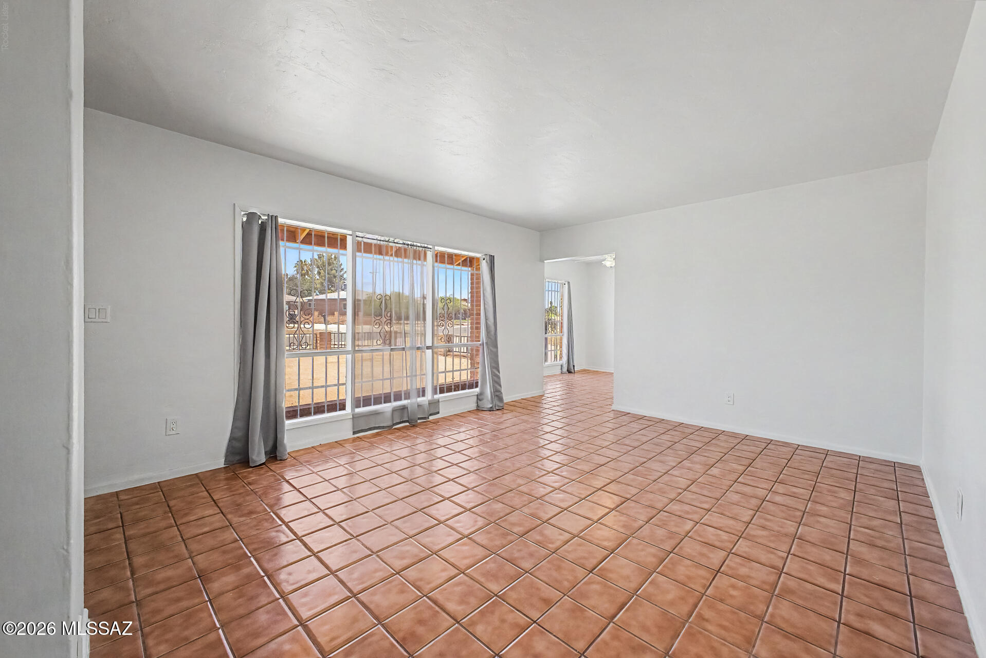 Manana Vista - Residential