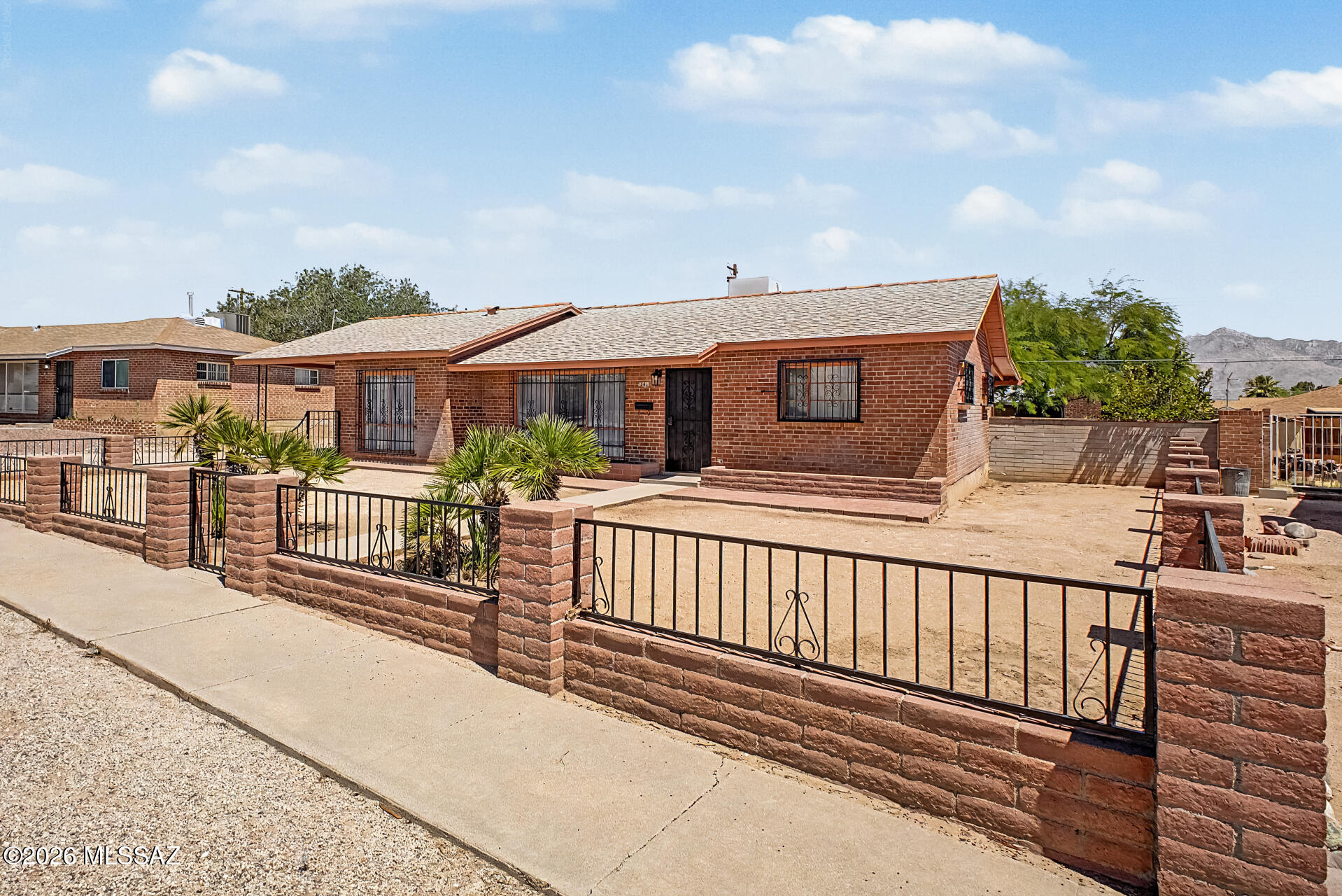 Manana Vista - Residential