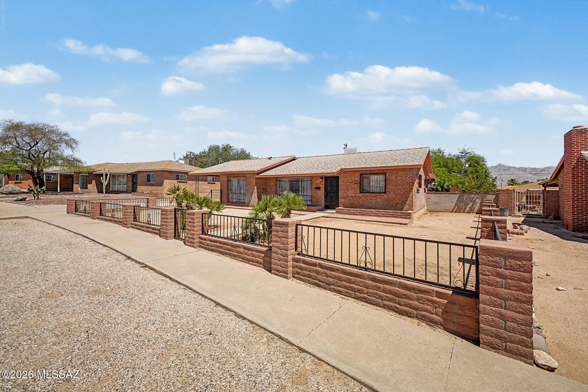 Manana Vista - Residential