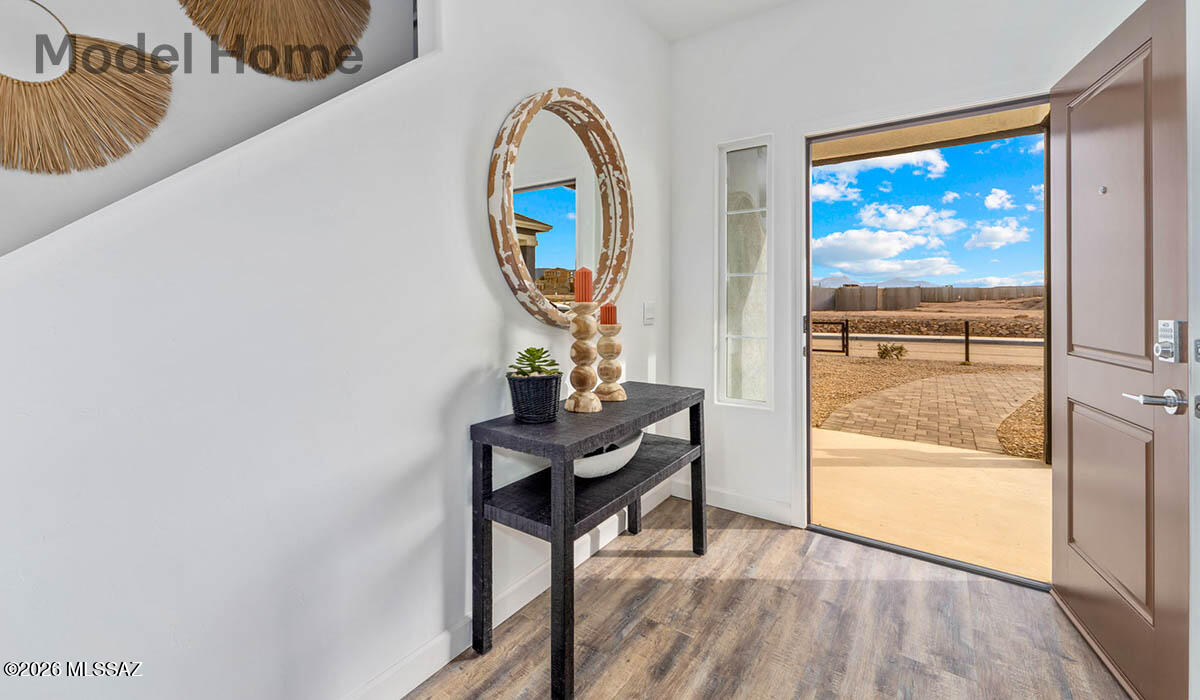 Entranda Del Toro - Residential