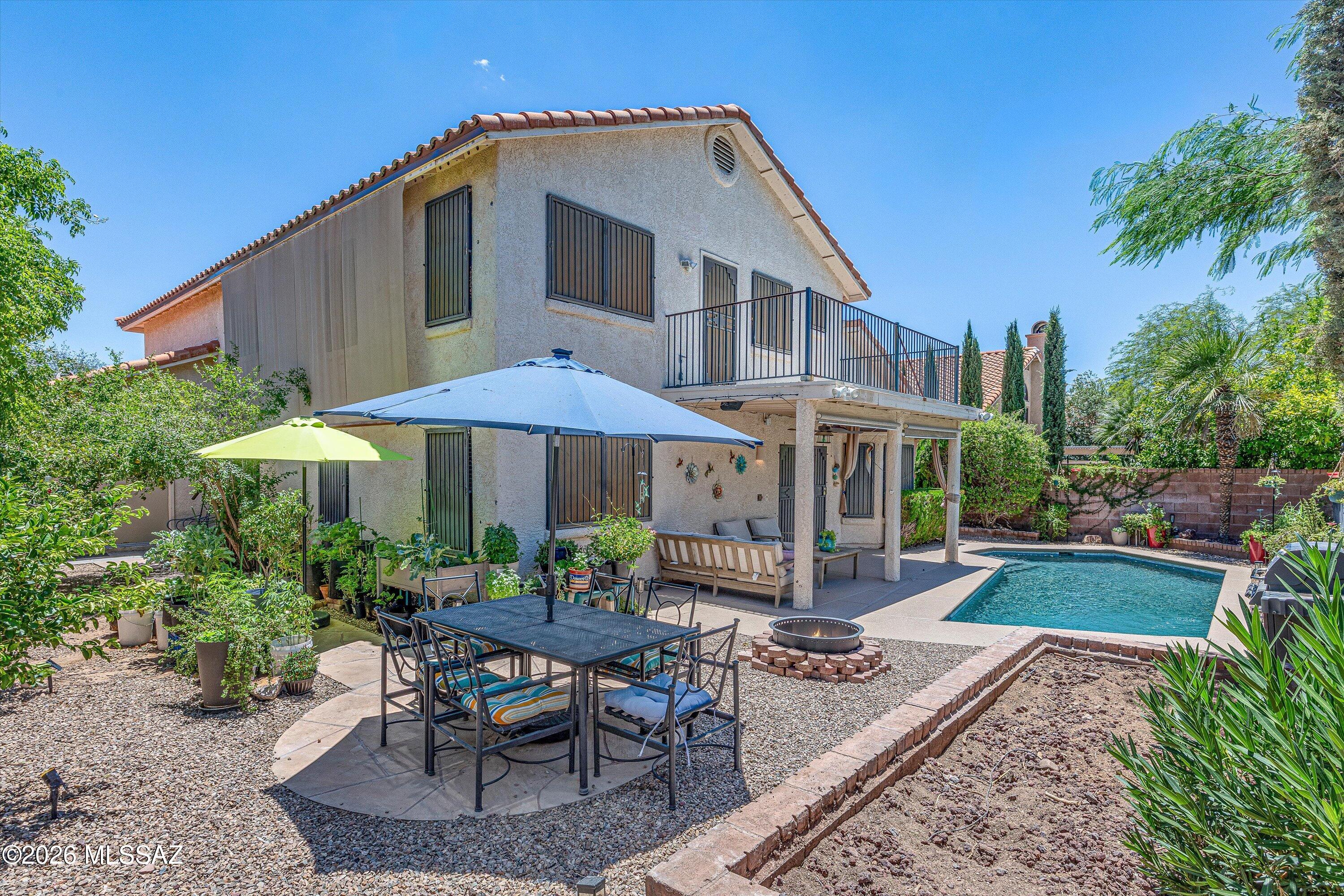 Villages Of La Canada (The) - Residential