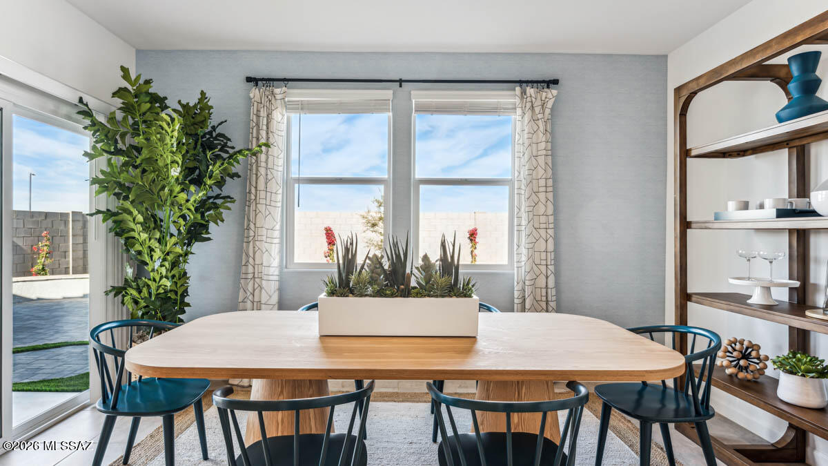 Saguaro Bloom 7B - Residential