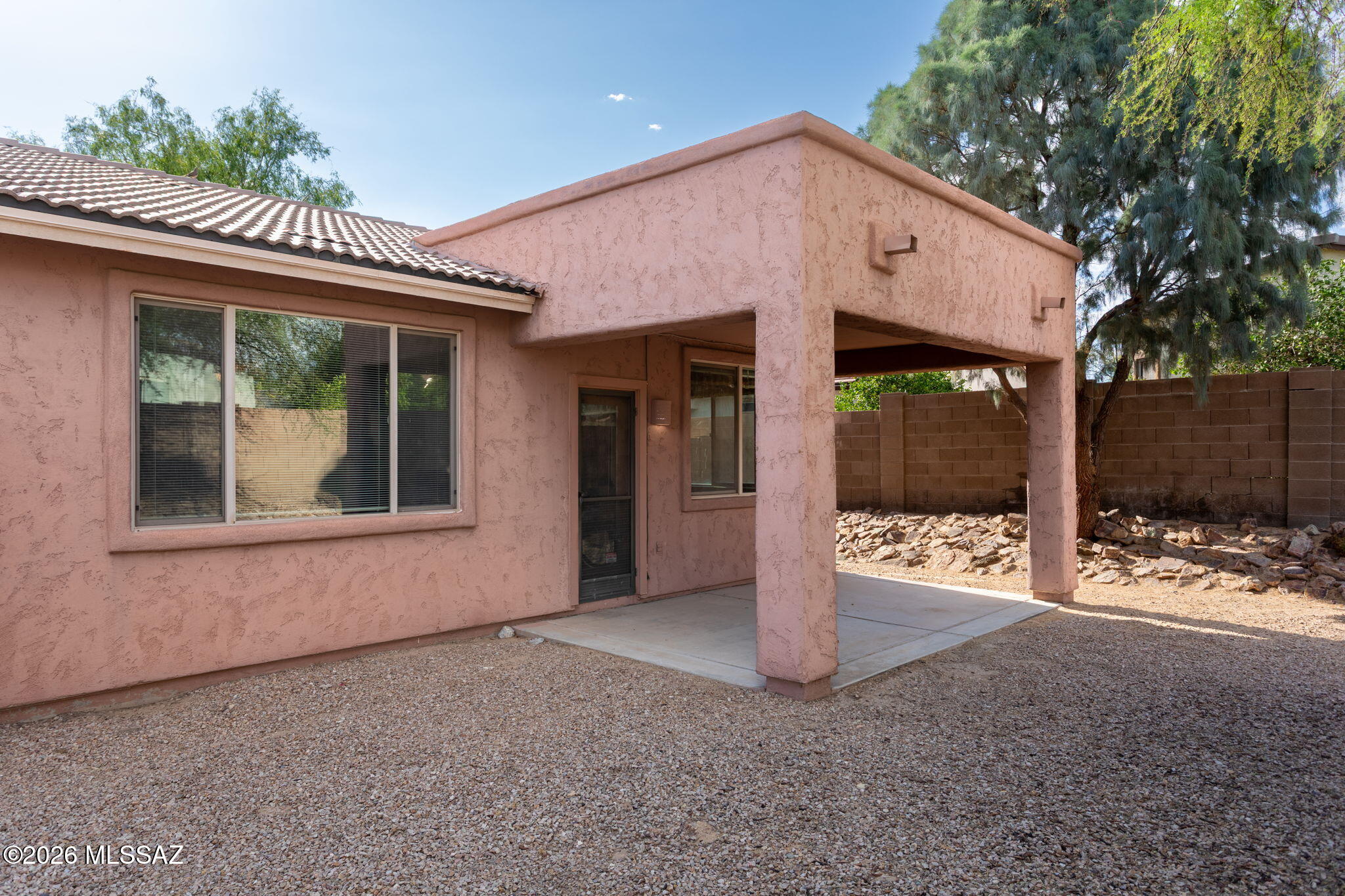 Gladden Farms 22 & 24 - Residential Lease