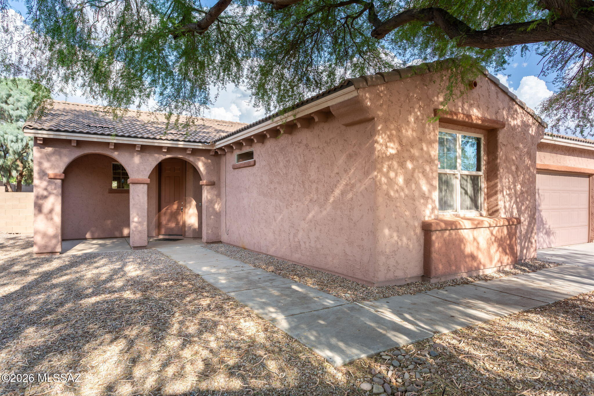 Gladden Farms 22 & 24 - Residential Lease