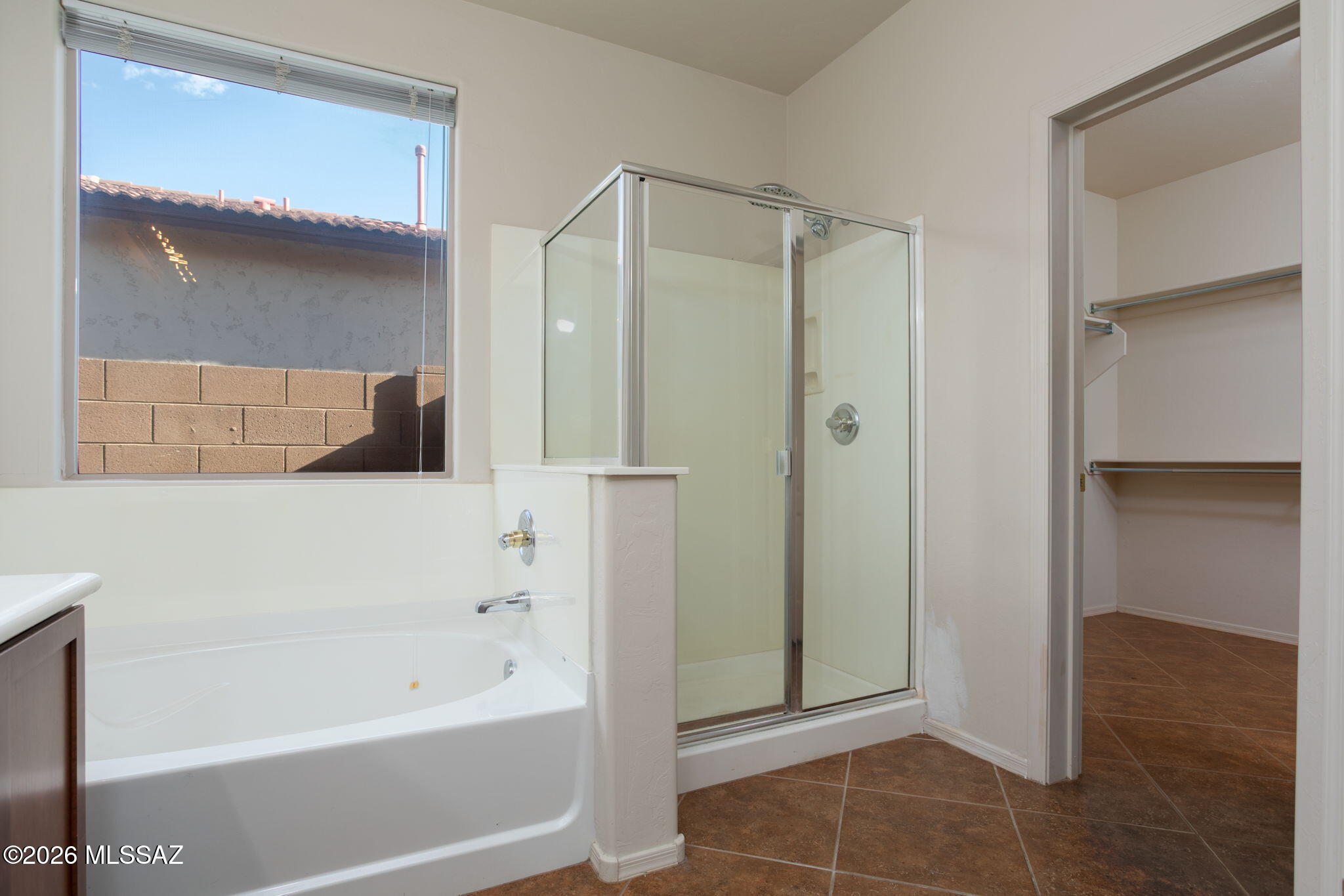 Gladden Farms 22 & 24 - Residential Lease