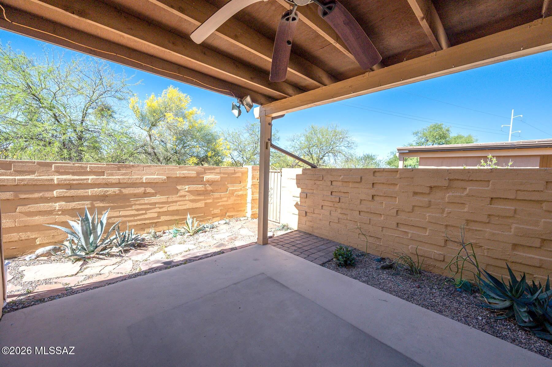 Pantano Townhomes (1-118) - Residential