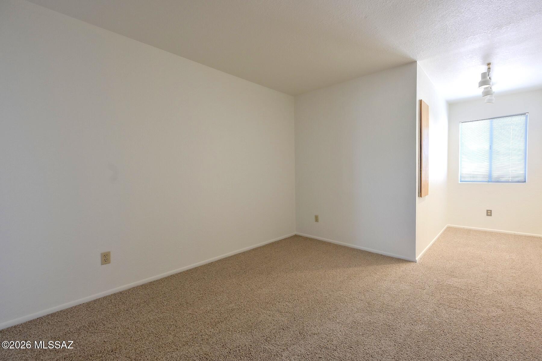 Pantano Townhomes (1-118) - Residential