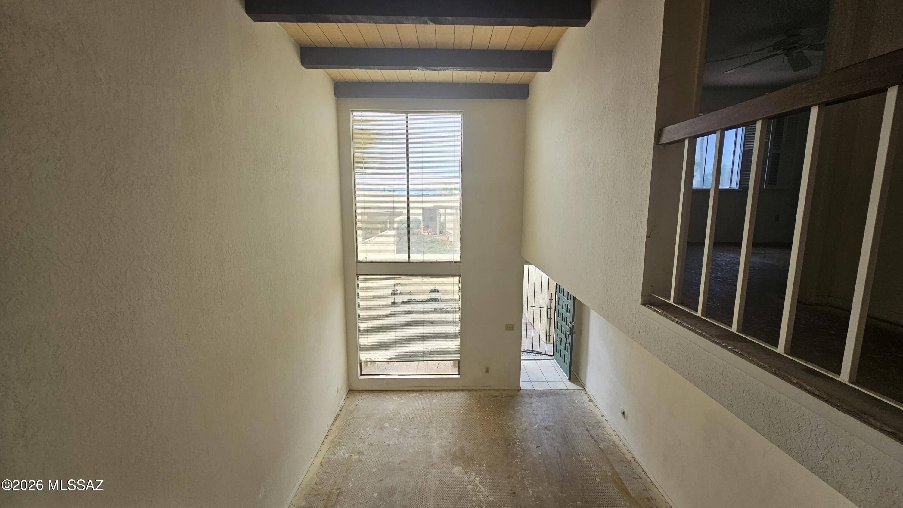 Las Primeras Lomas (1-76) - Residential
