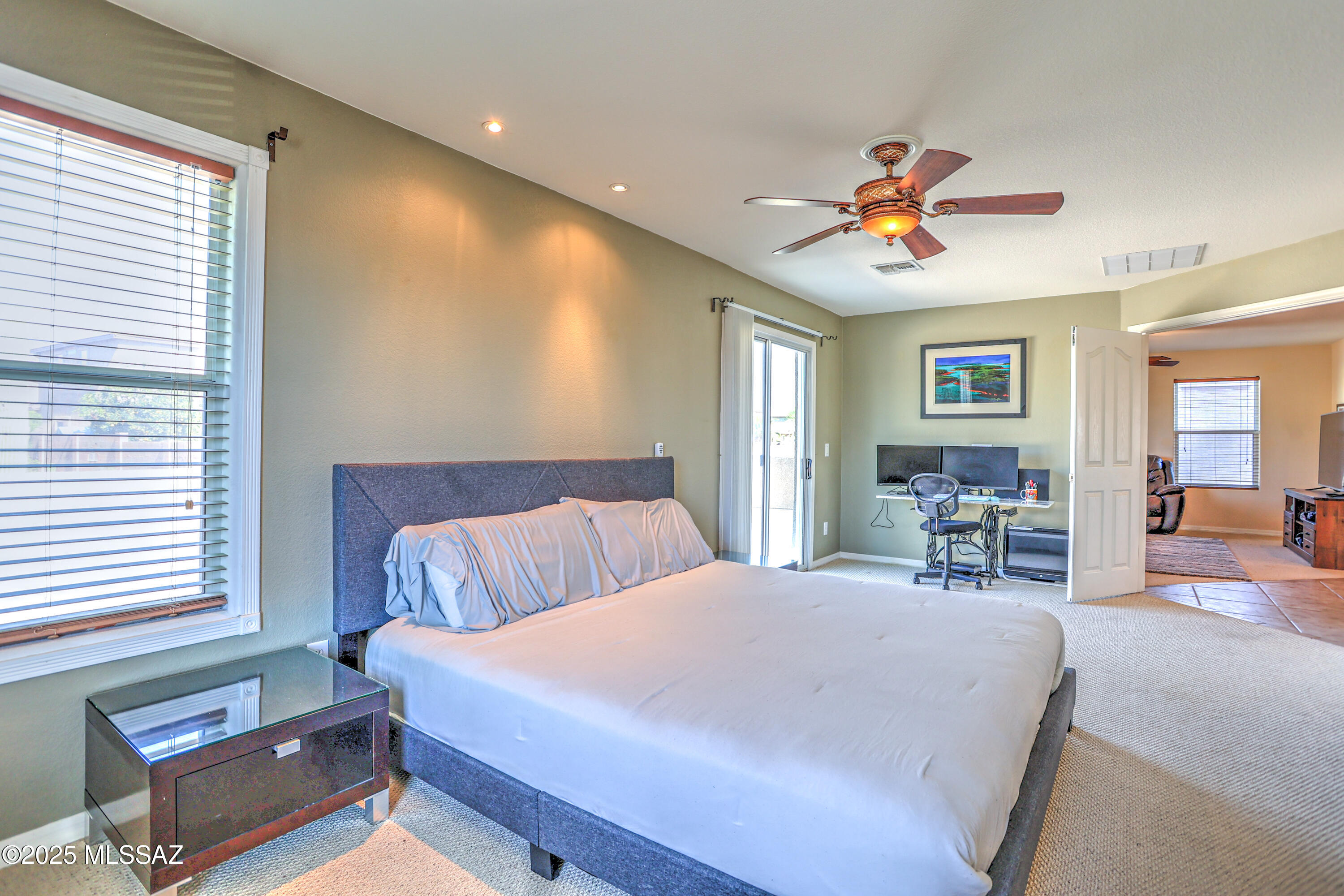 Black Horse (1-411) - Residential