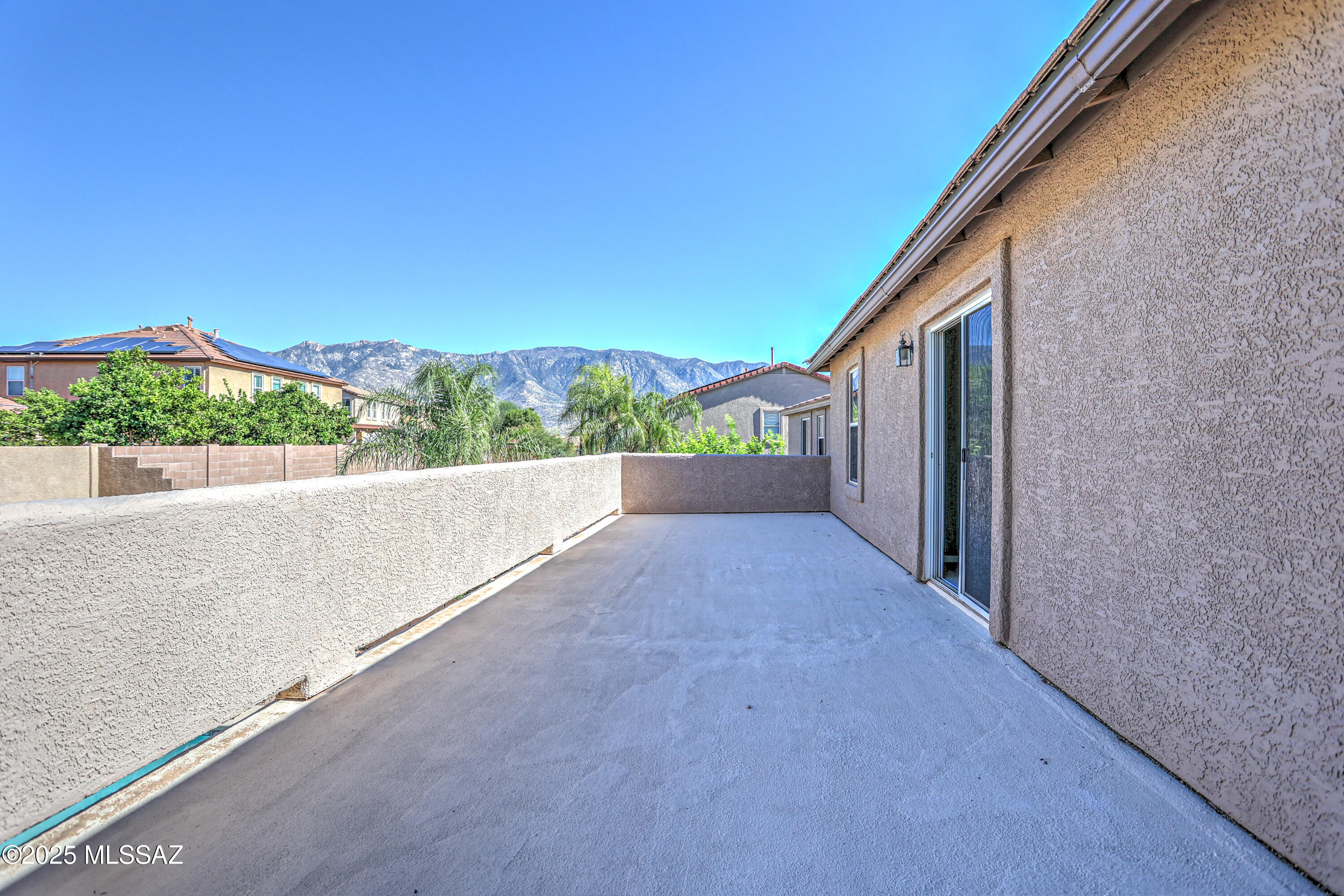 Black Horse (1-411) - Residential