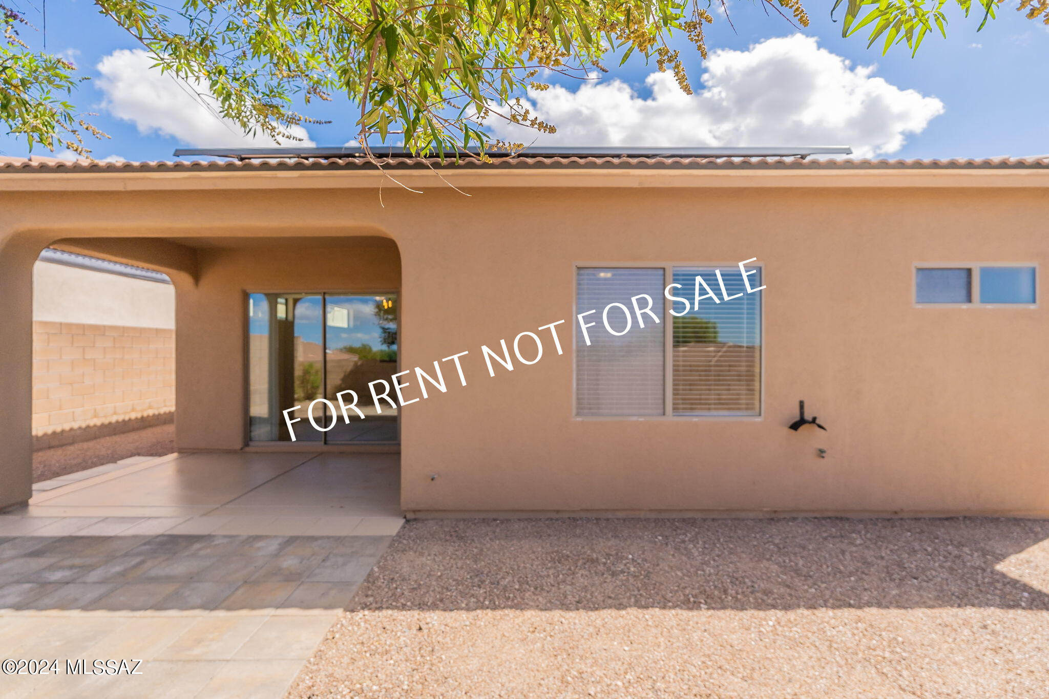 Rancho Del Lago (1-100) - Residential Lease