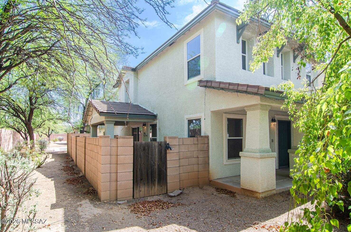 Catalina Vistas - Residential