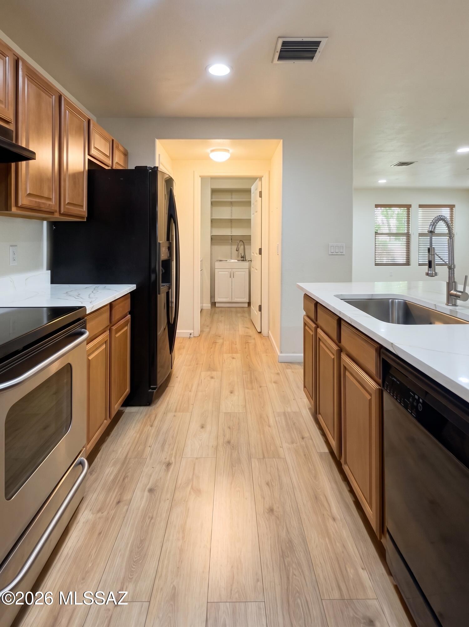 Catalina Vistas - Residential