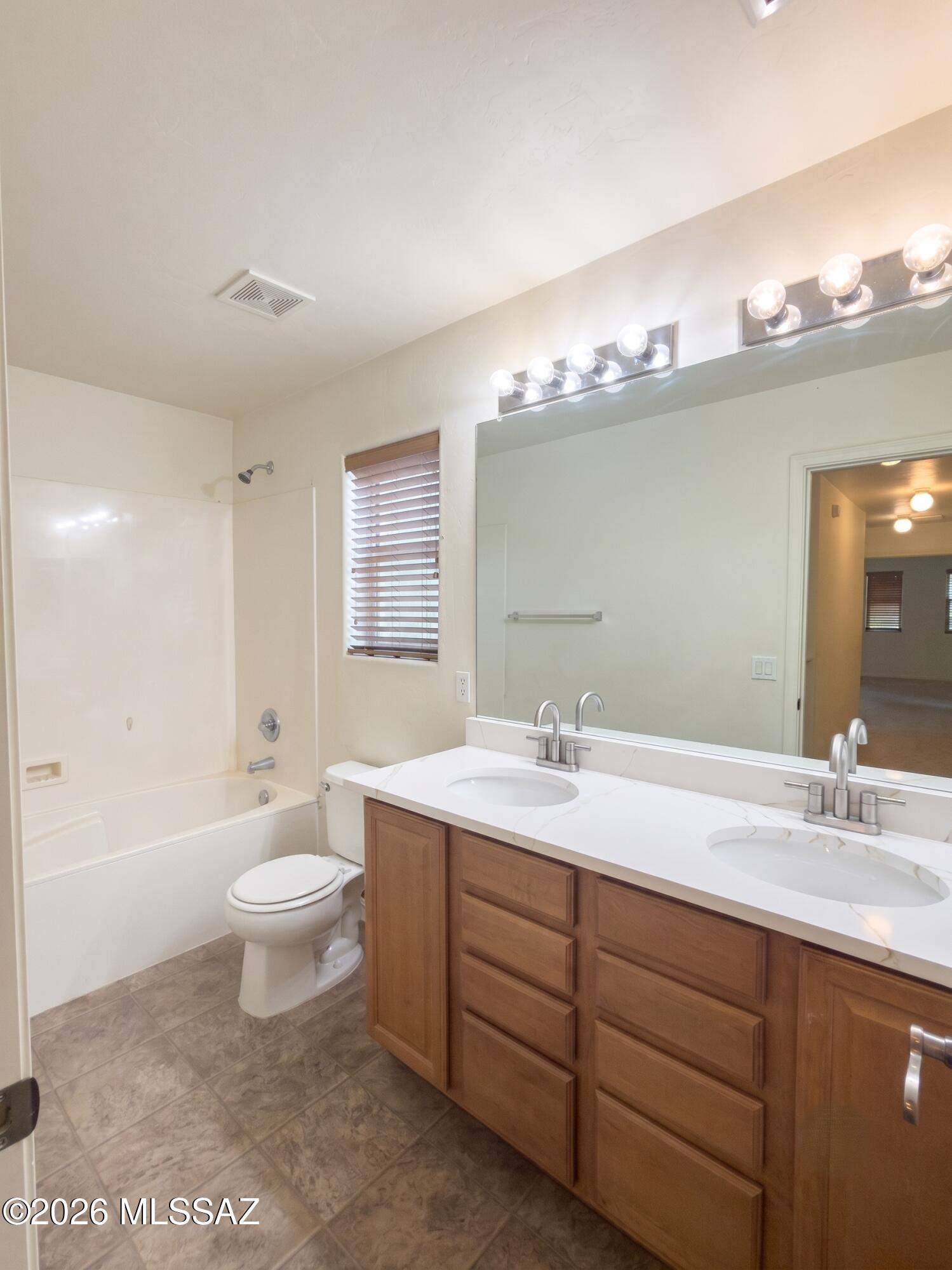 Catalina Vistas - Residential