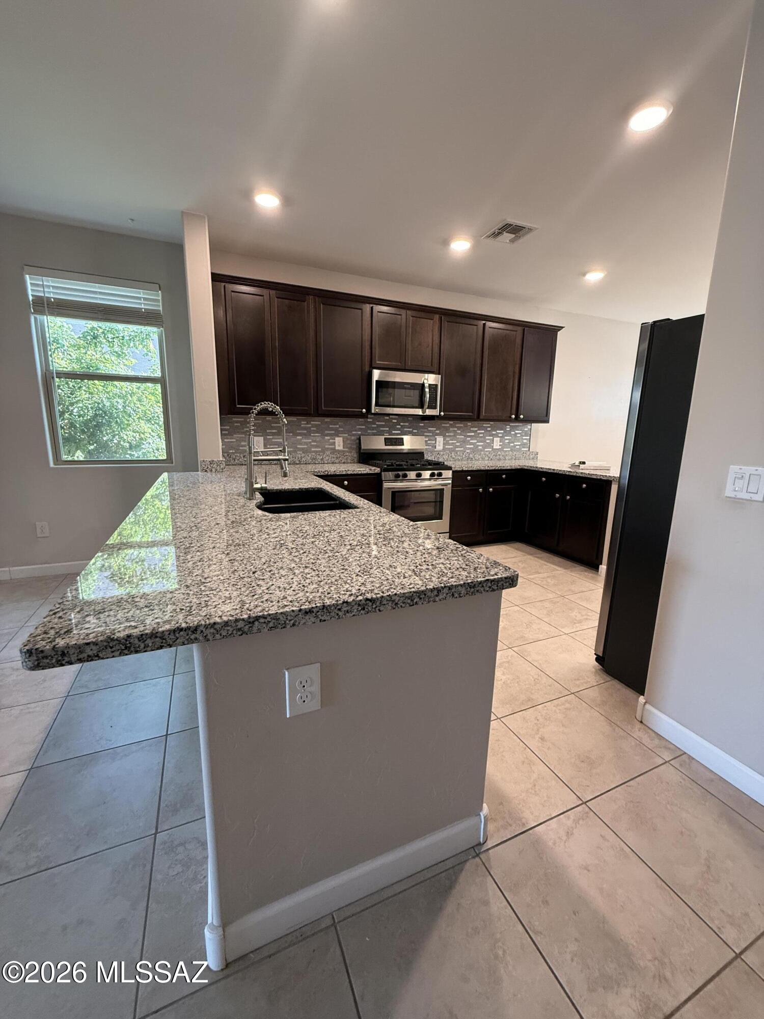 Saguaro Bloom 7A - Residential