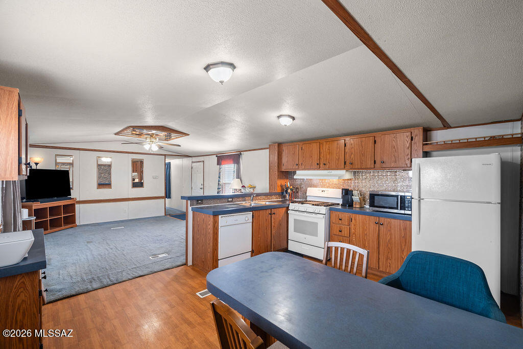 Avra Valley 7 - Residential