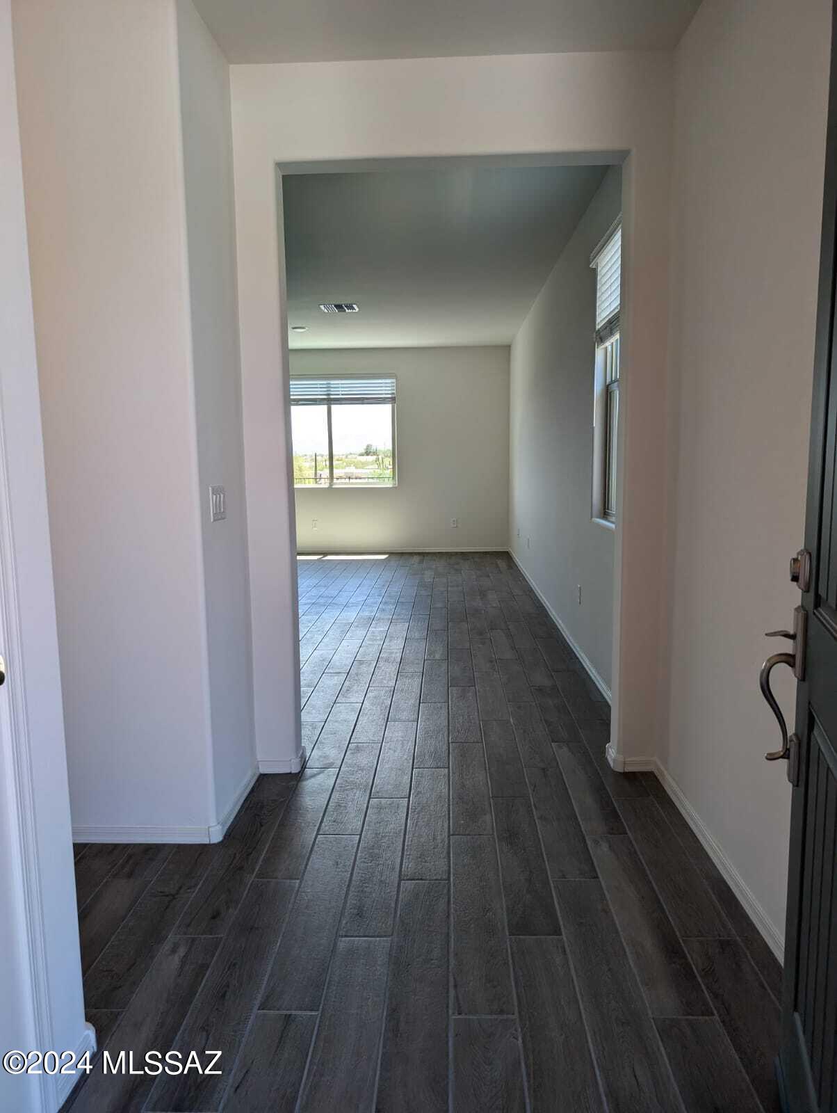 Vista Del Oro (1-108) - Residential Lease