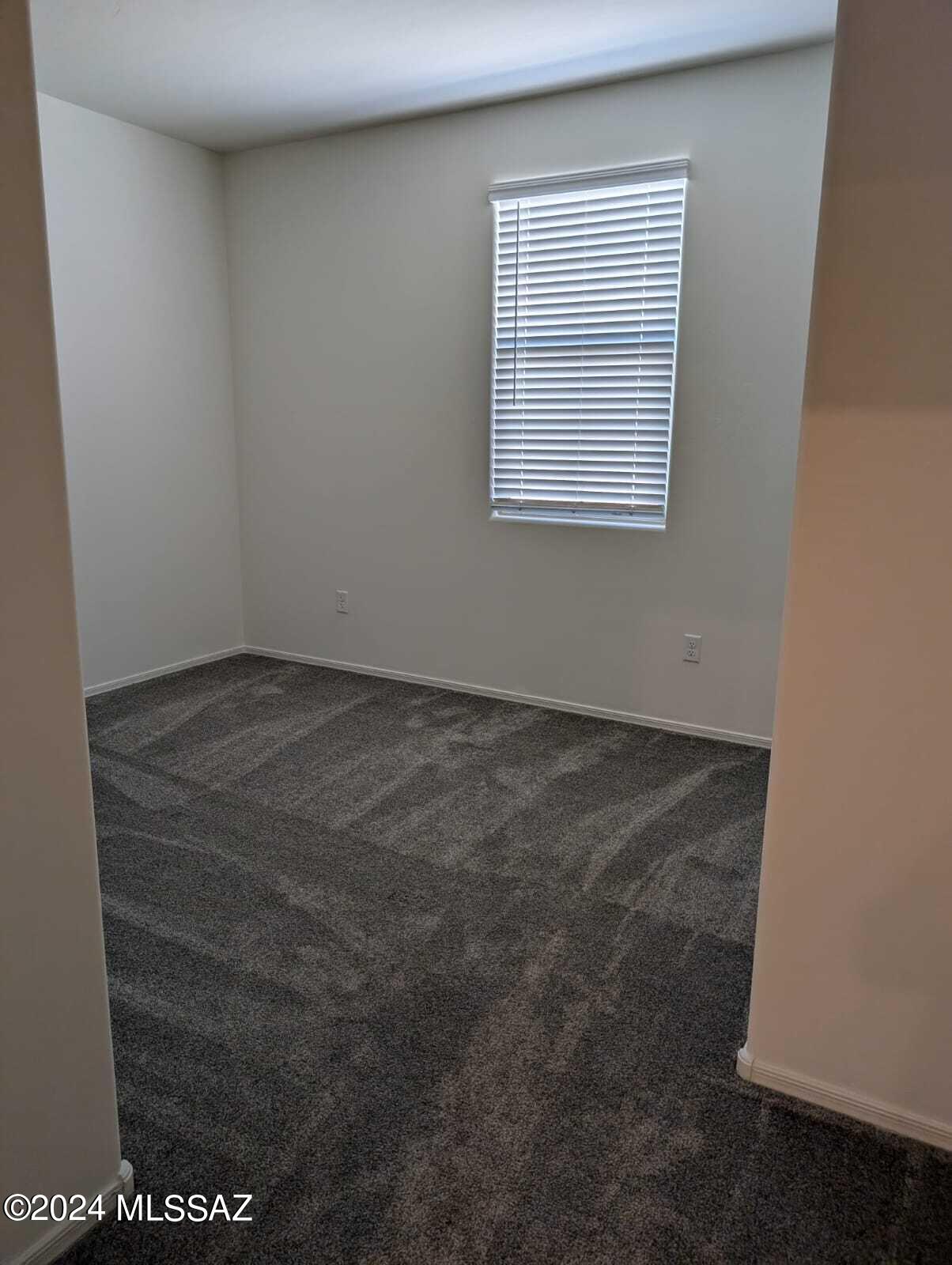 Vista Del Oro (1-108) - Residential Lease
