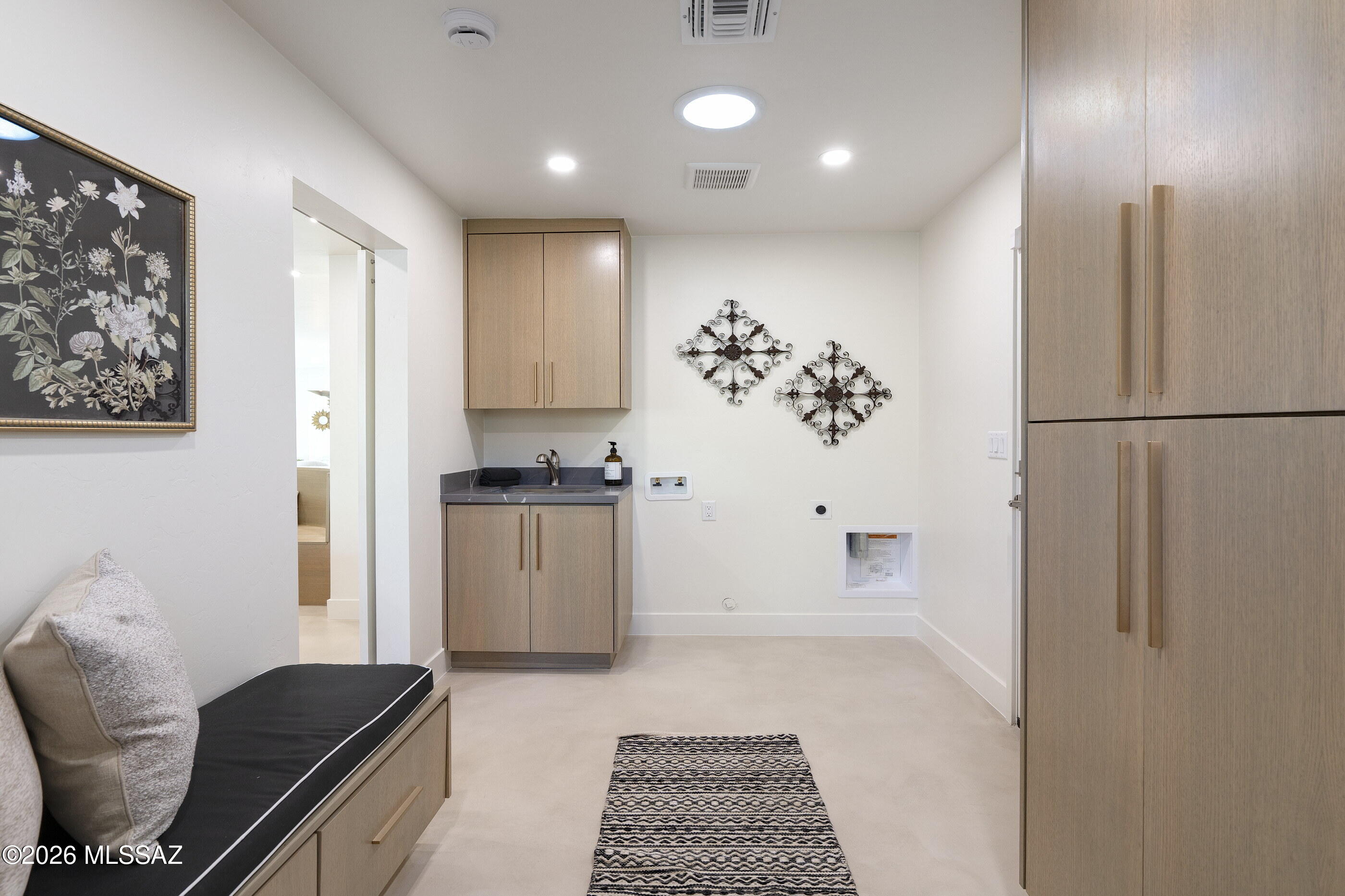 Suffolk Hills (1-44,1A&1B&BLKA&B) - Residential