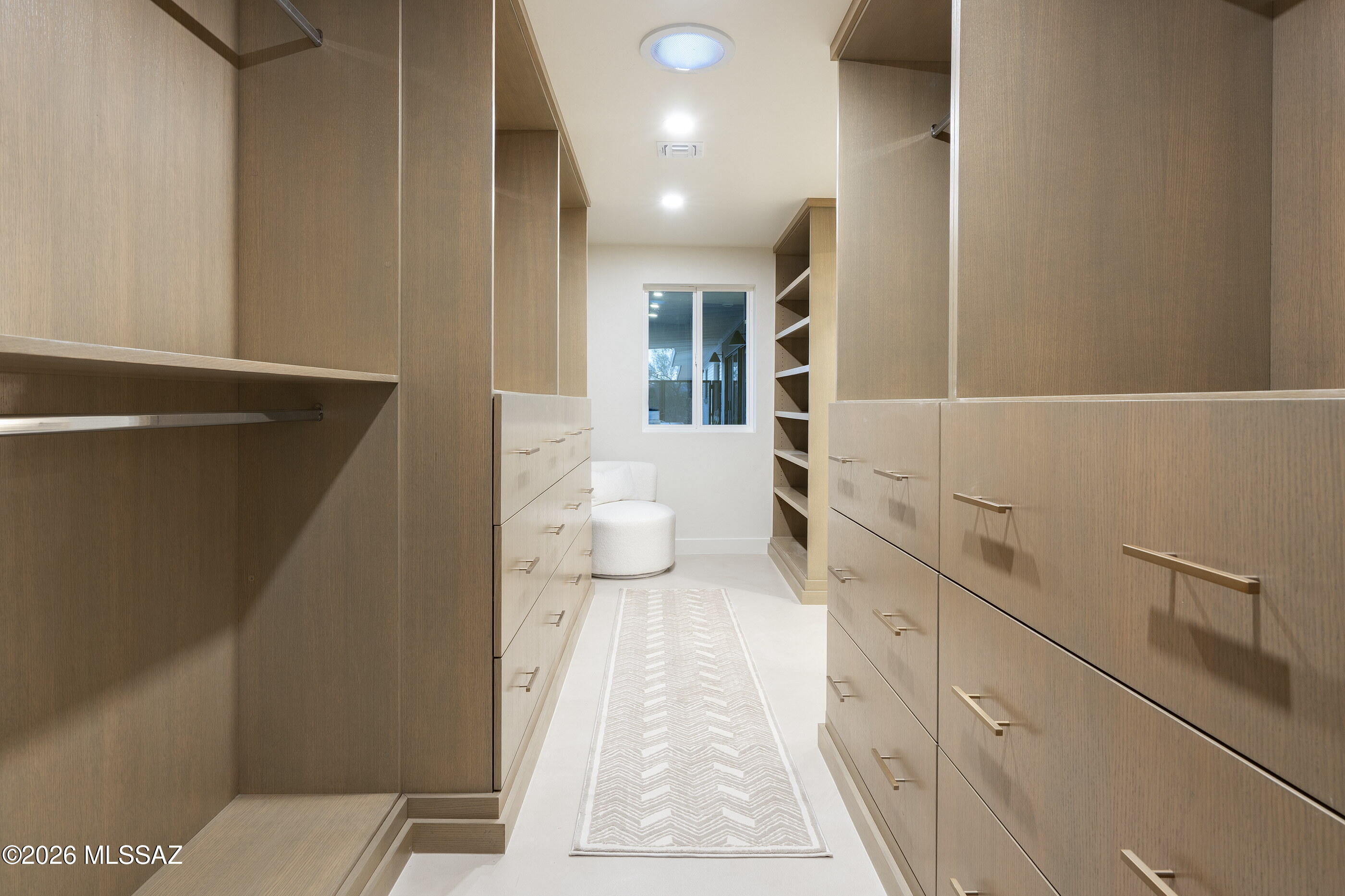 Suffolk Hills (1-44,1A&1B&BLKA&B) - Residential