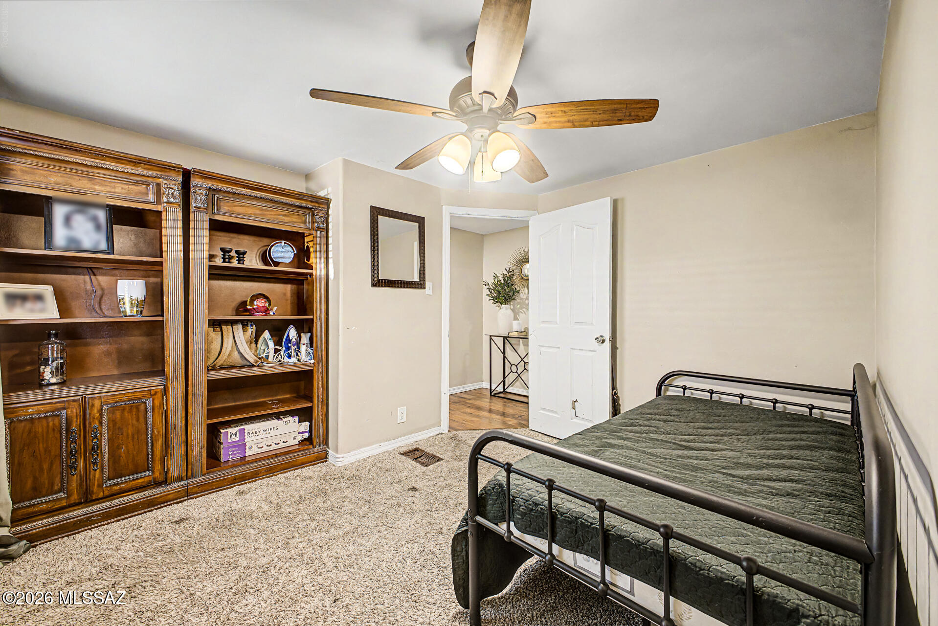 Milton Manor(1-24) - Residential