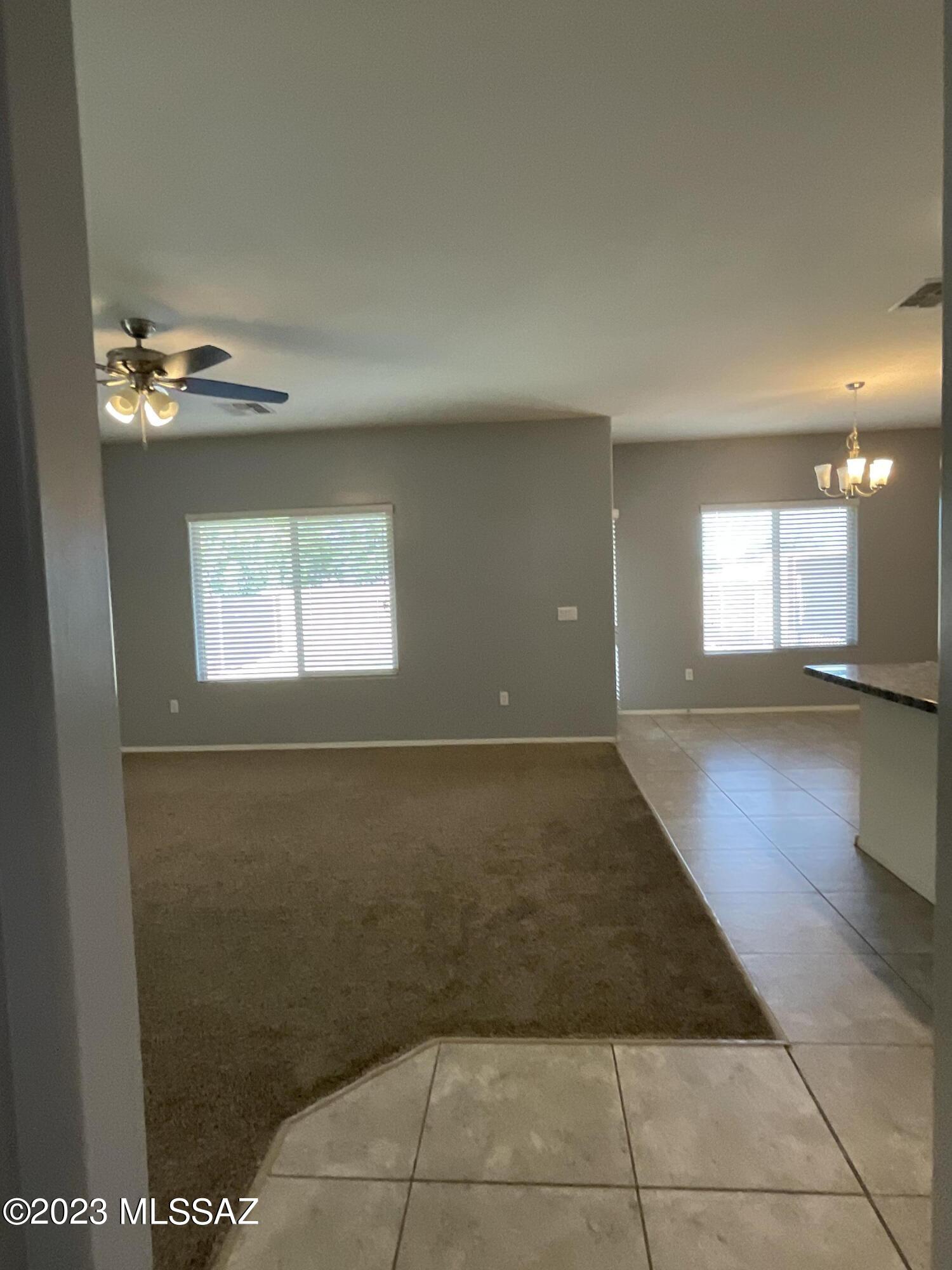 Vista Del Lago Norte SQ20140780198 - Residential Lease