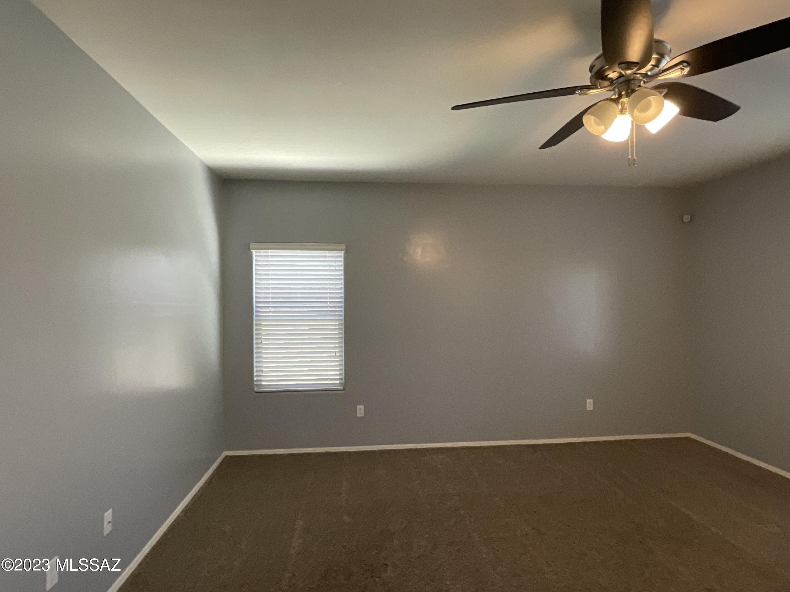Vista Del Lago Norte SQ20140780198 - Residential Lease