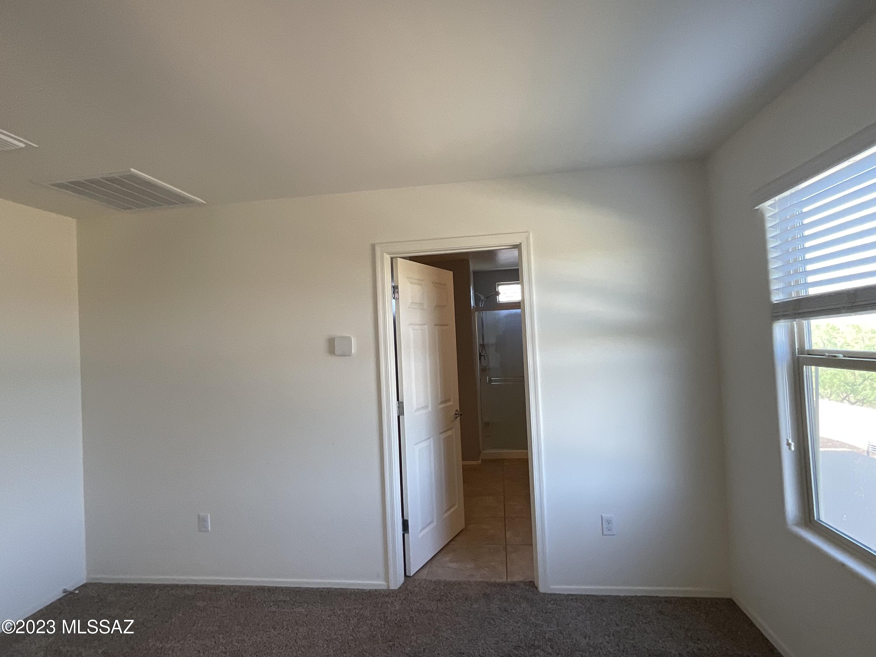 Vista Del Lago Norte SQ20140780198 - Residential Lease