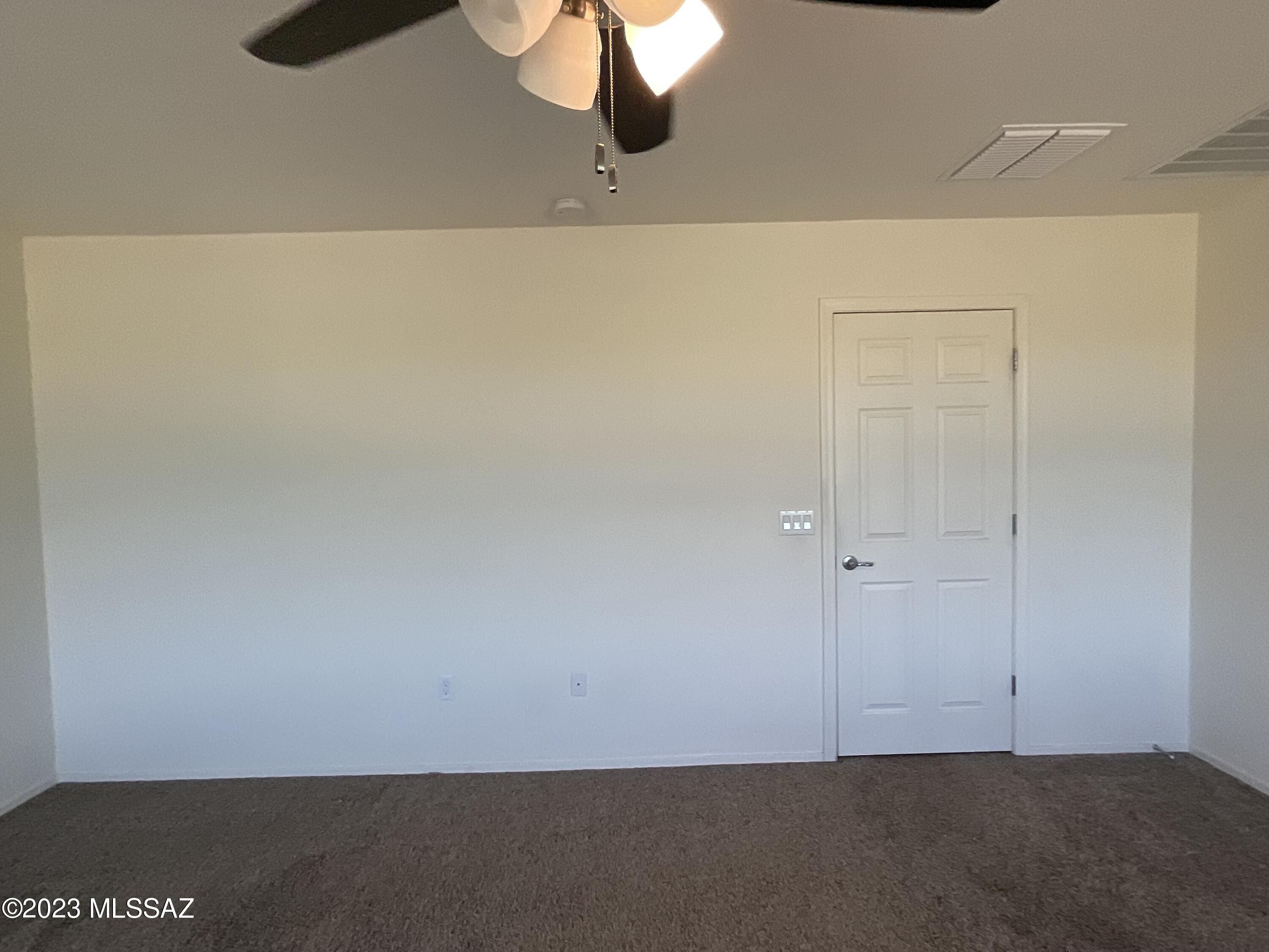 Vista Del Lago Norte SQ20140780198 - Residential Lease