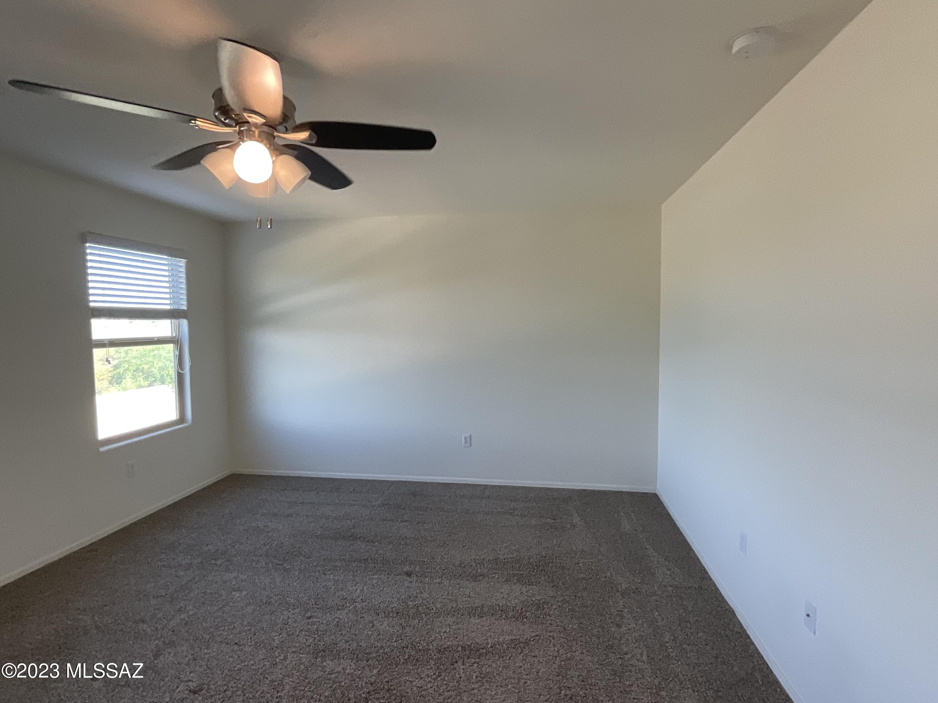 Vista Del Lago Norte SQ20140780198 - Residential Lease