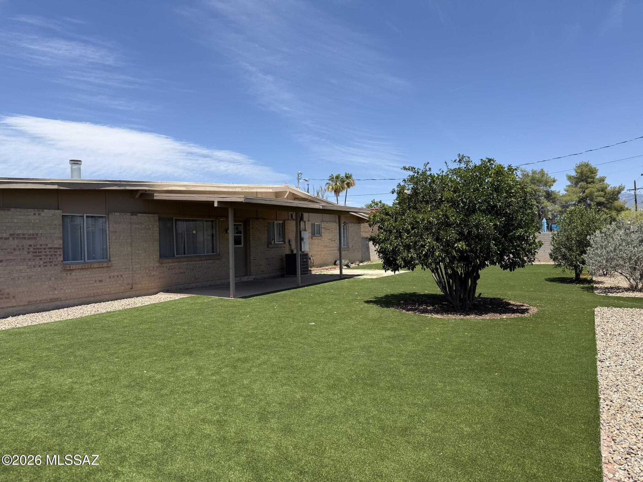Centennial Park (1-160) - Residential Lease